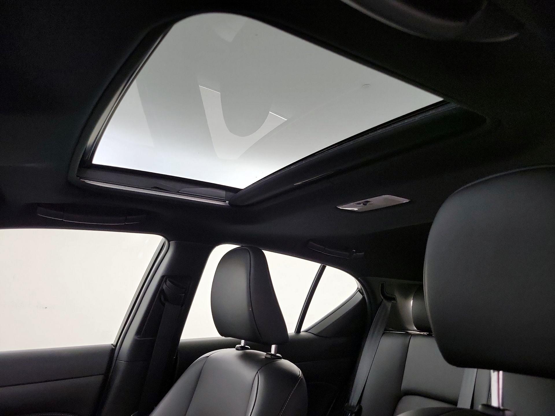 Thumbnail: 2016 Lexus CT - 20