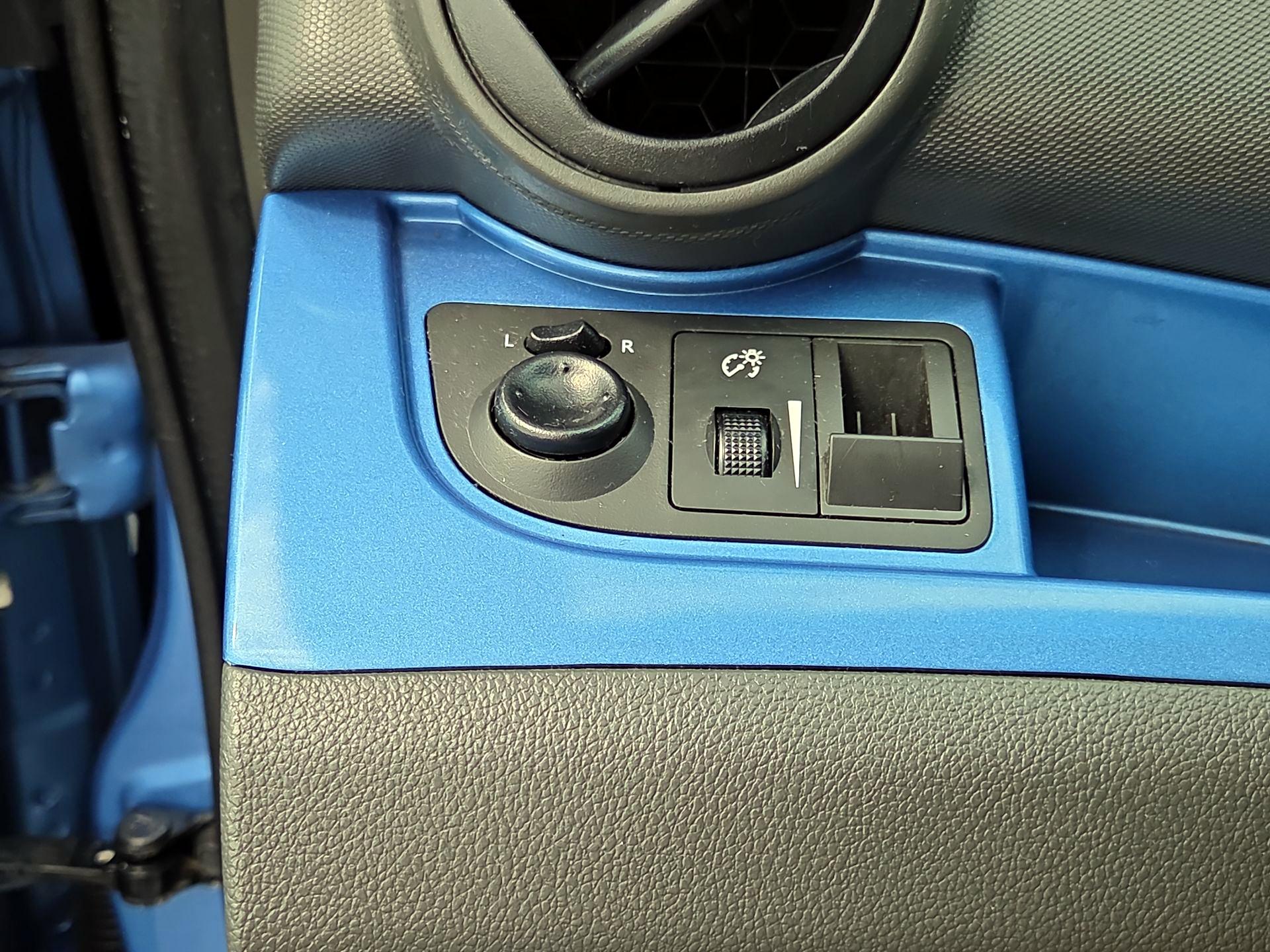 Thumbnail: 2014 Chevrolet Spark - 13