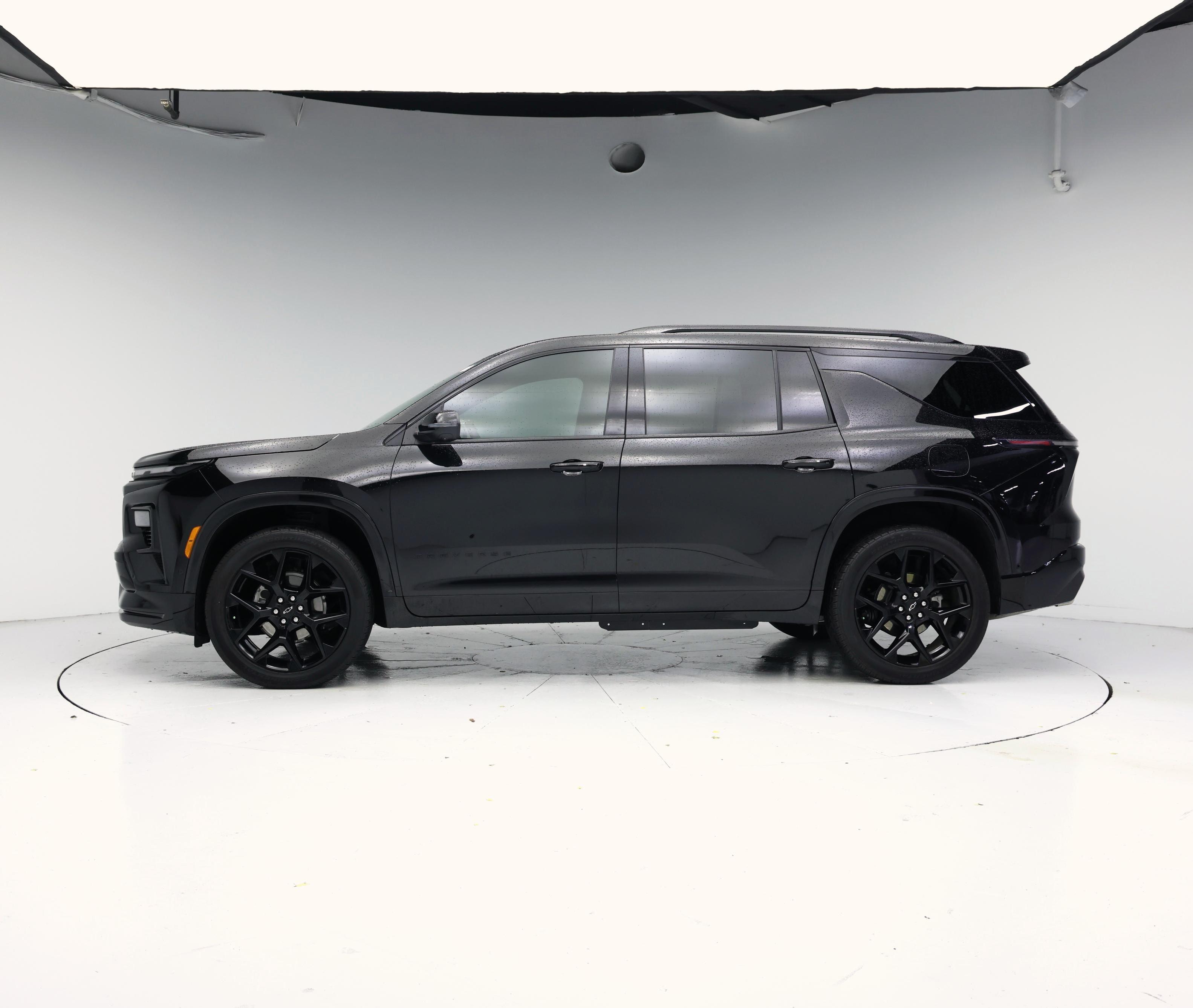 Thumbnail: 2024 Chevrolet Traverse - 3