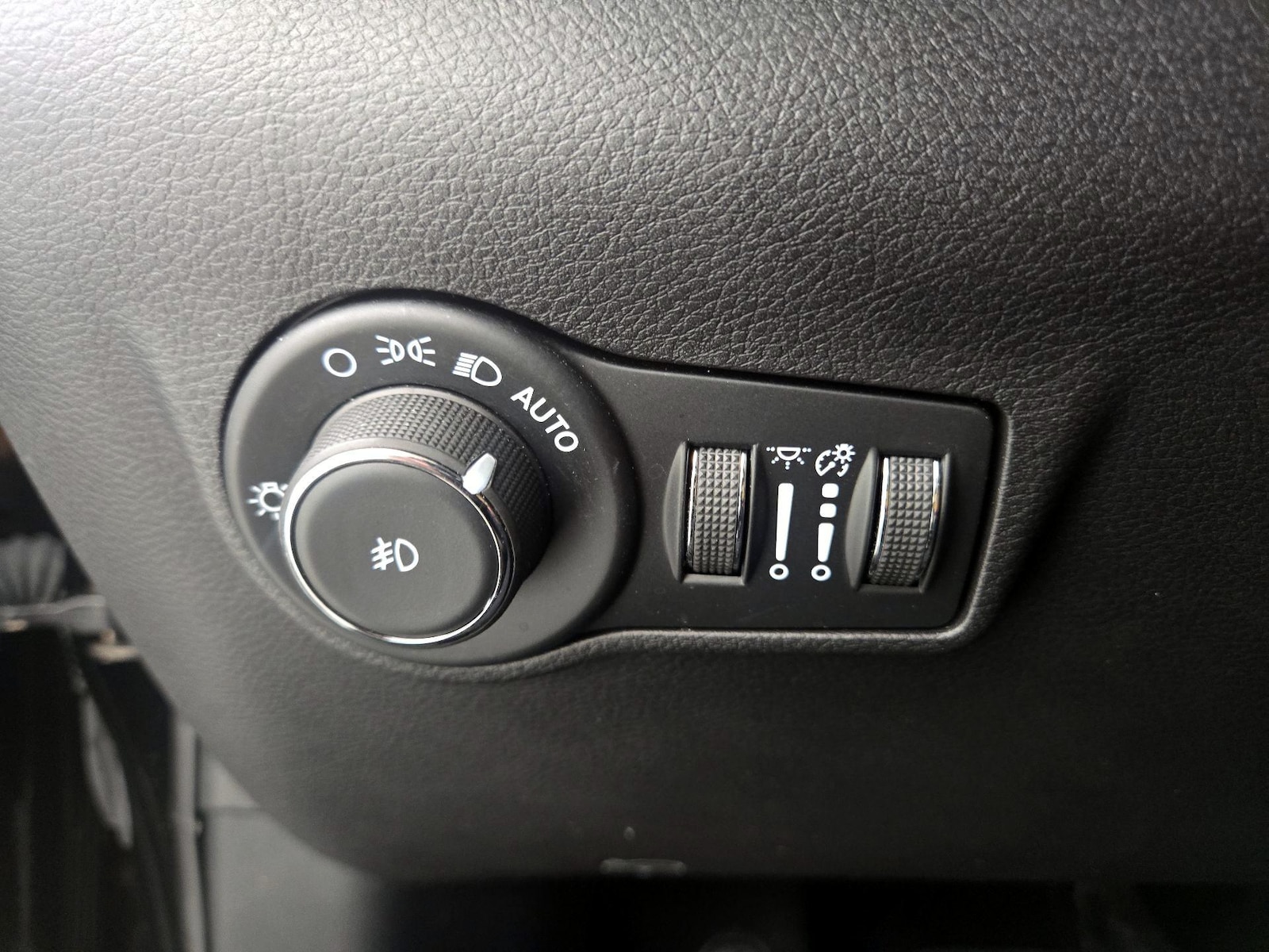 2024 Jeep Compass Latitude - Photo 14
