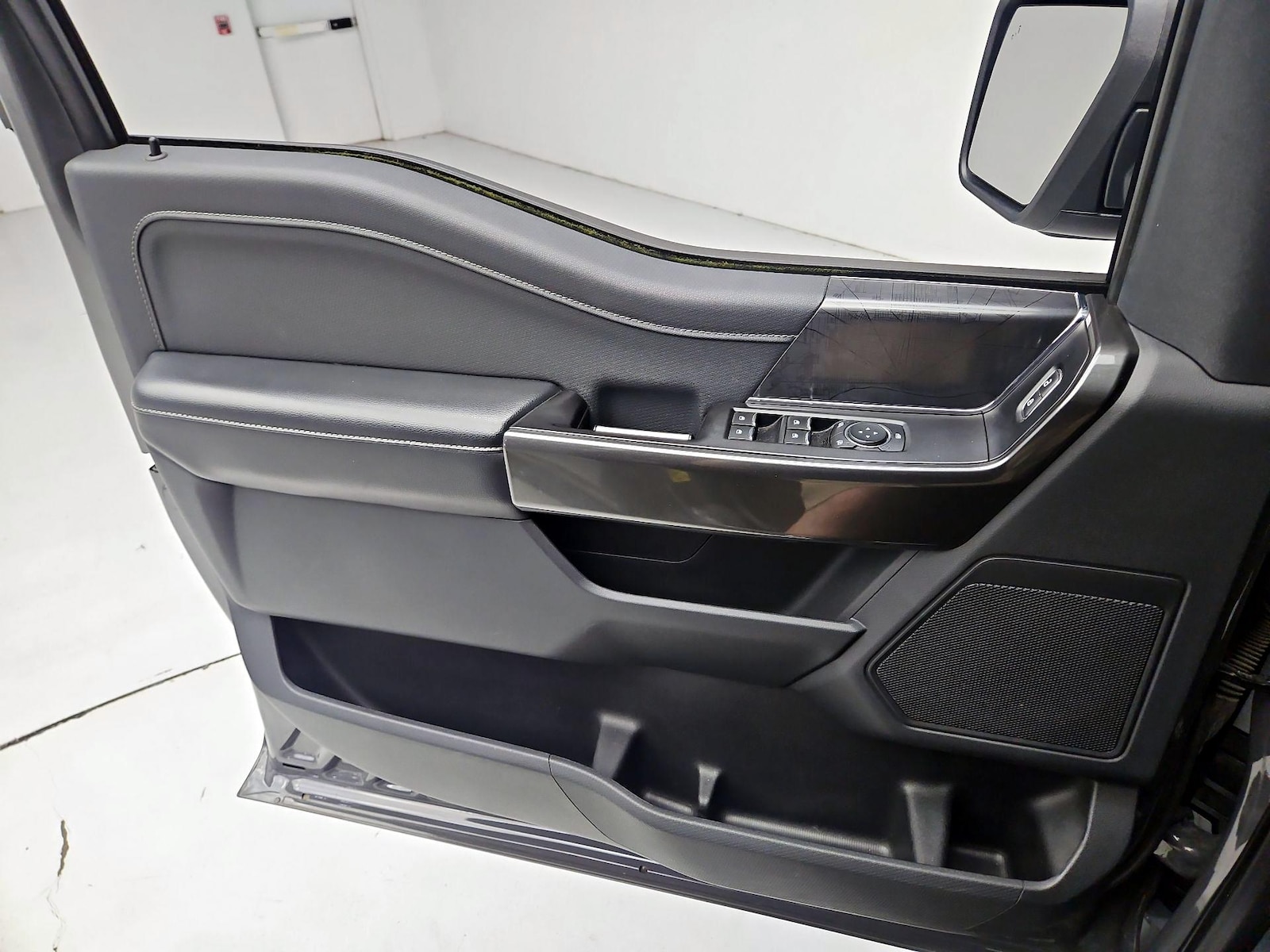 2021 Ford F-150 XLT - Photo 13