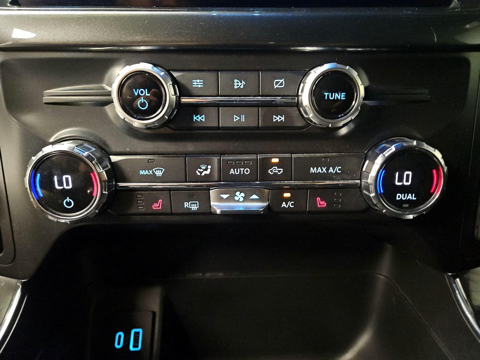 2021 Ford F-150 XLT - Photo 18
