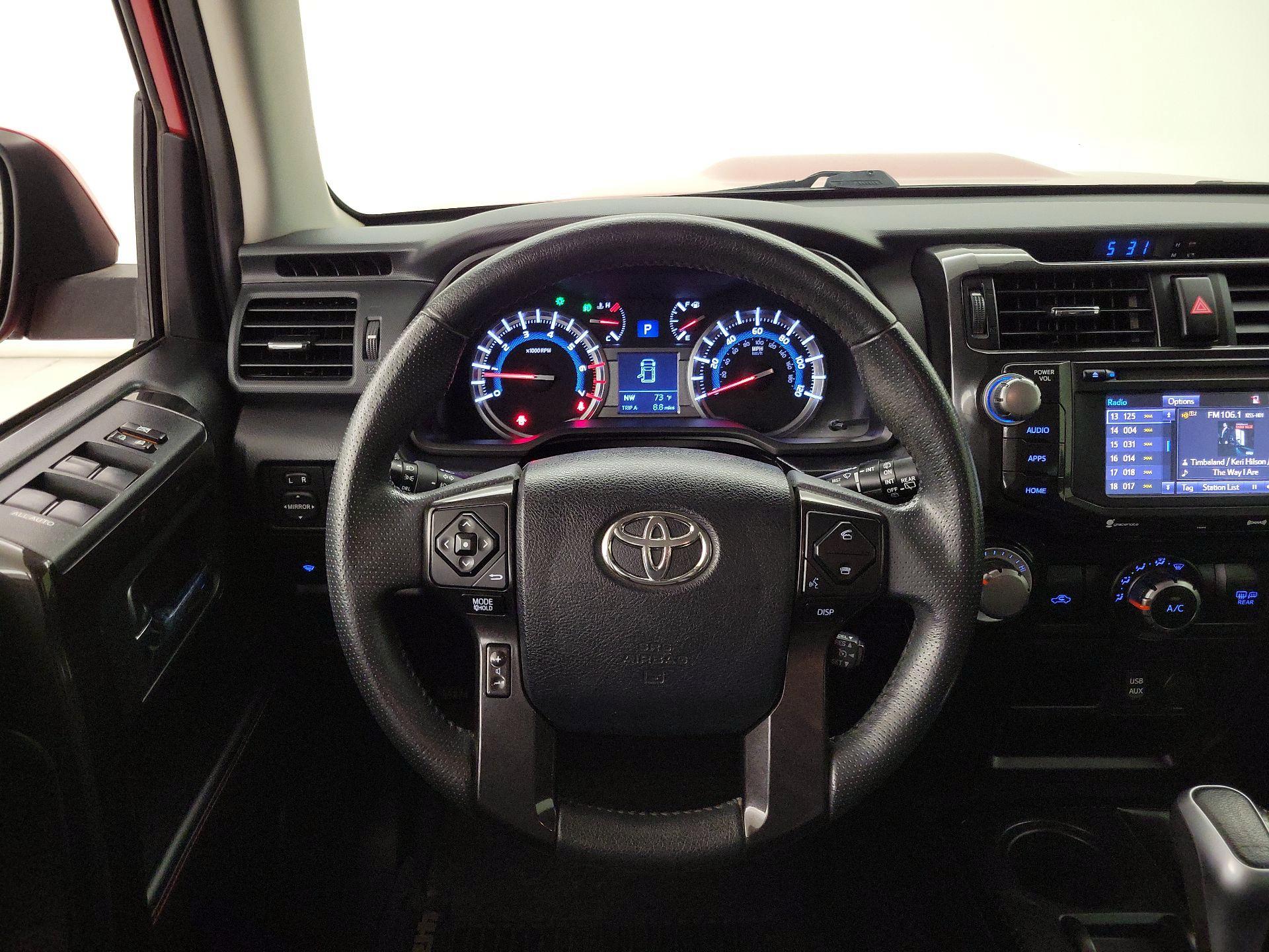 Thumbnail: 2018 Toyota 4Runner - 10