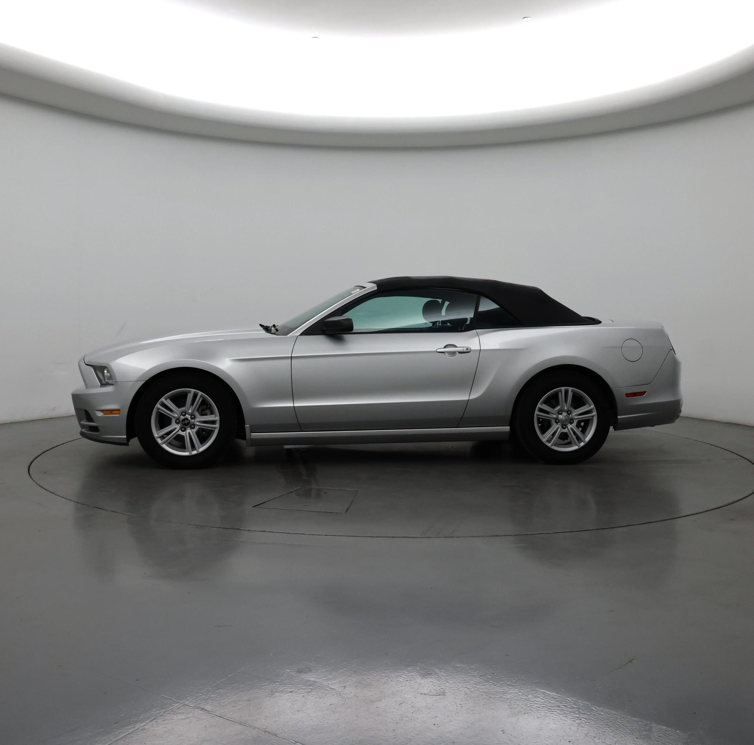 Thumbnail: 2014 Ford Mustang - 3