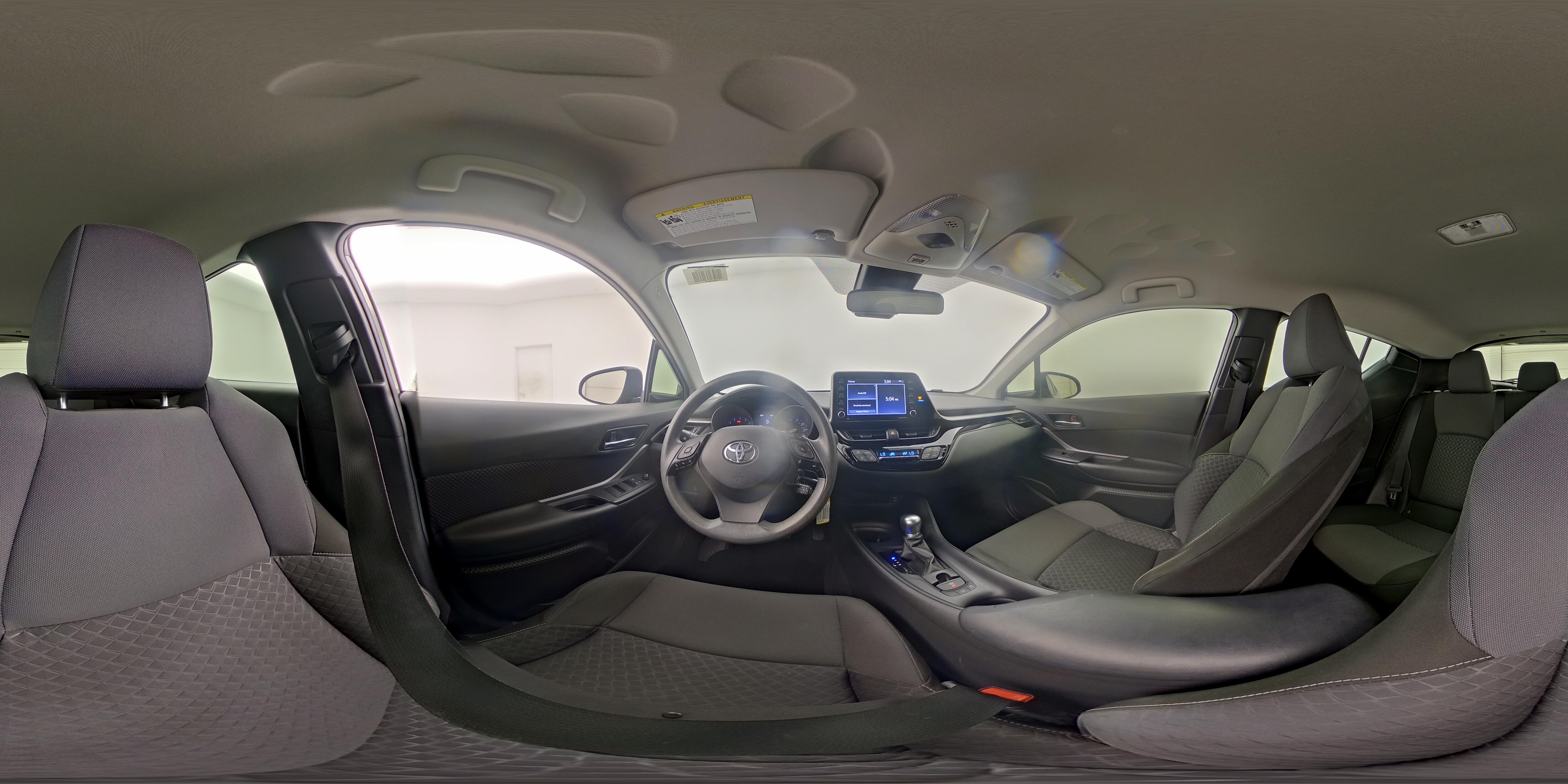 2021 Toyota C-HR LE - Photo 26