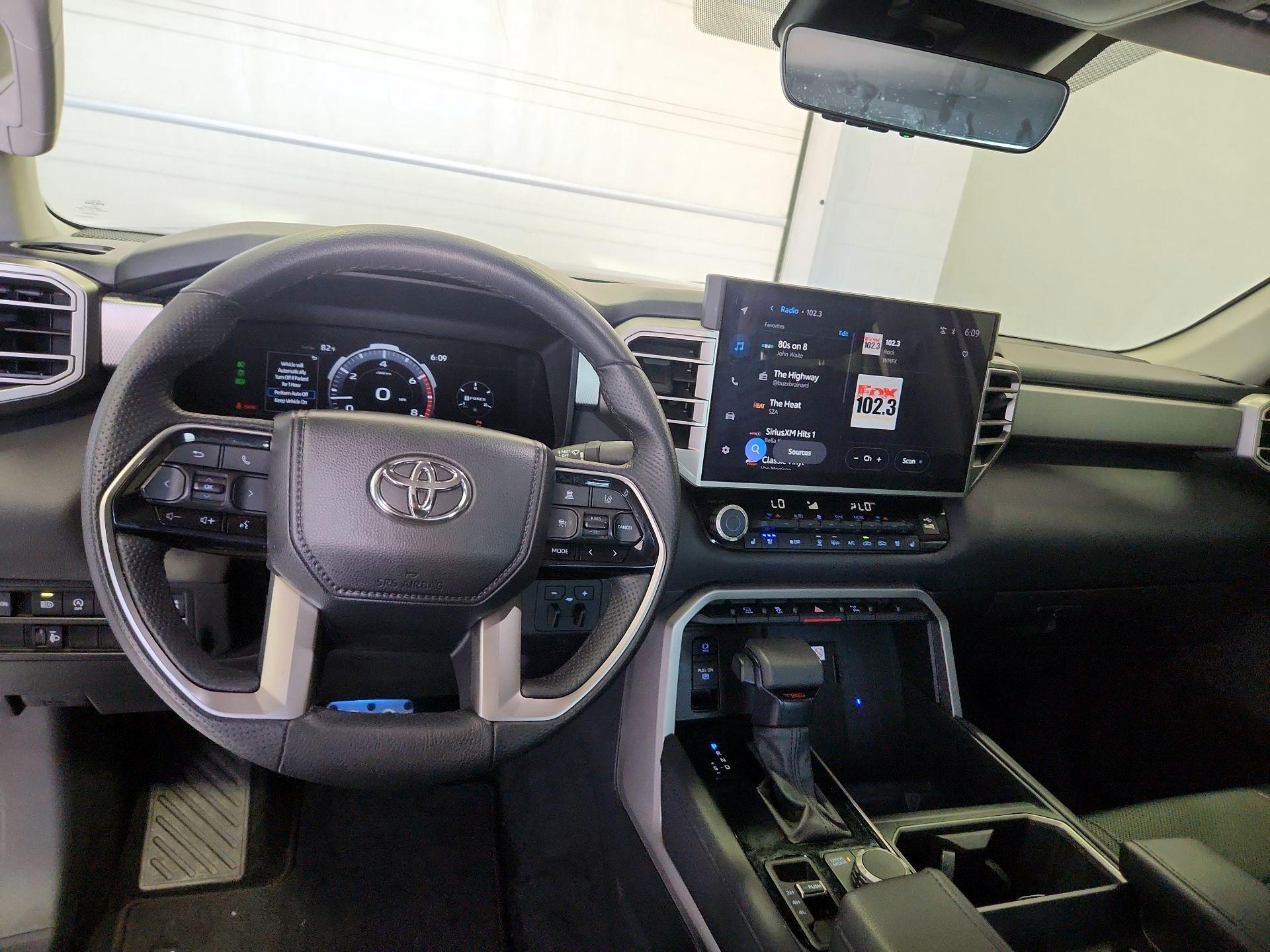 Thumbnail: 2024 Toyota Tundra - 9