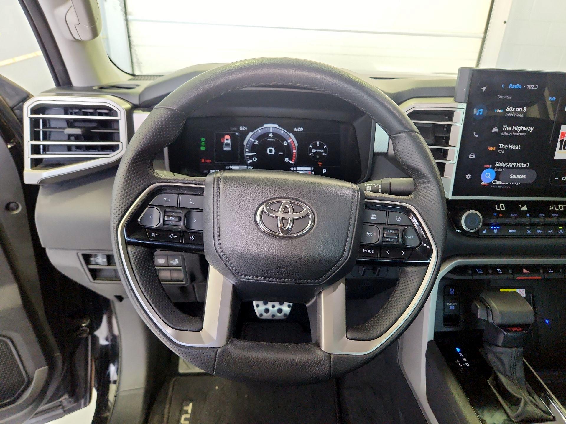 Thumbnail: 2024 Toyota Tundra - 10
