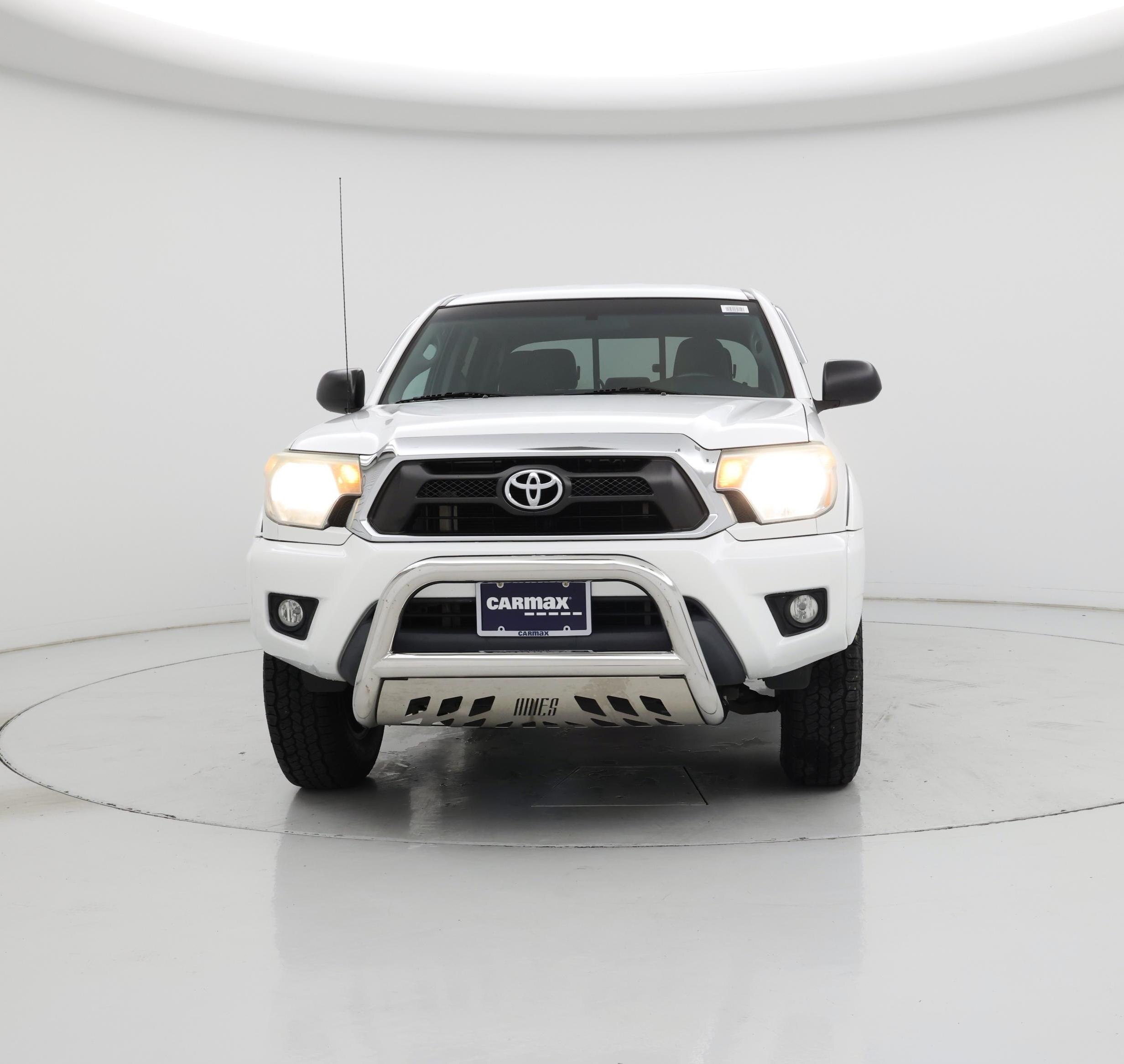 Thumbnail: 2015 Toyota Tacoma - 5