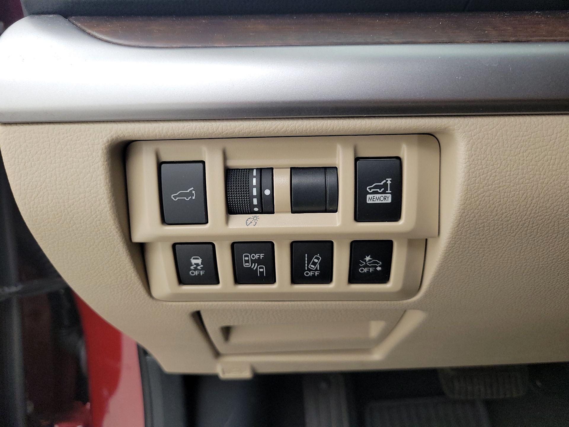 Thumbnail: 2019 Subaru Outback - 11