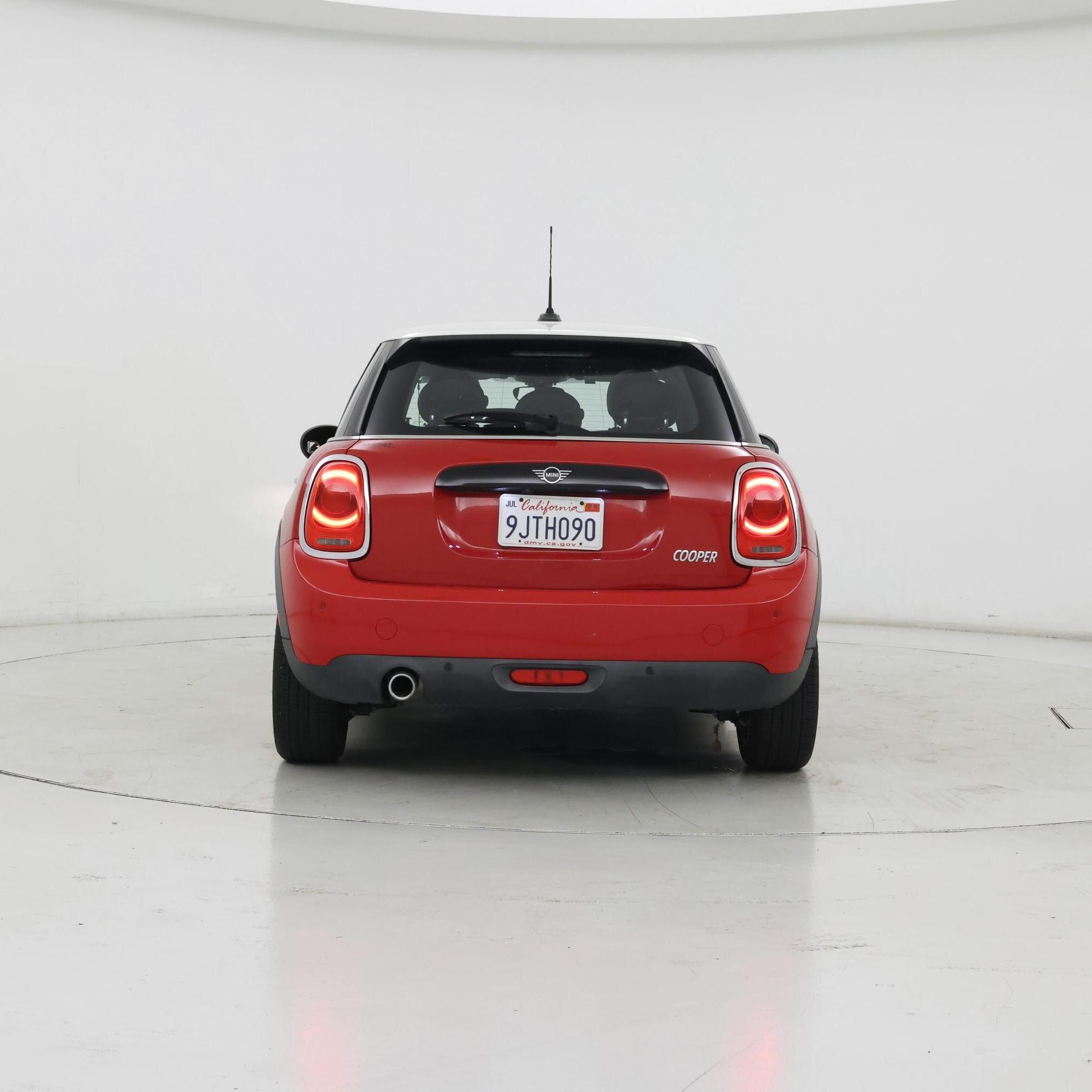 Thumbnail: 2020 MINI Cooper Hardtop - 6