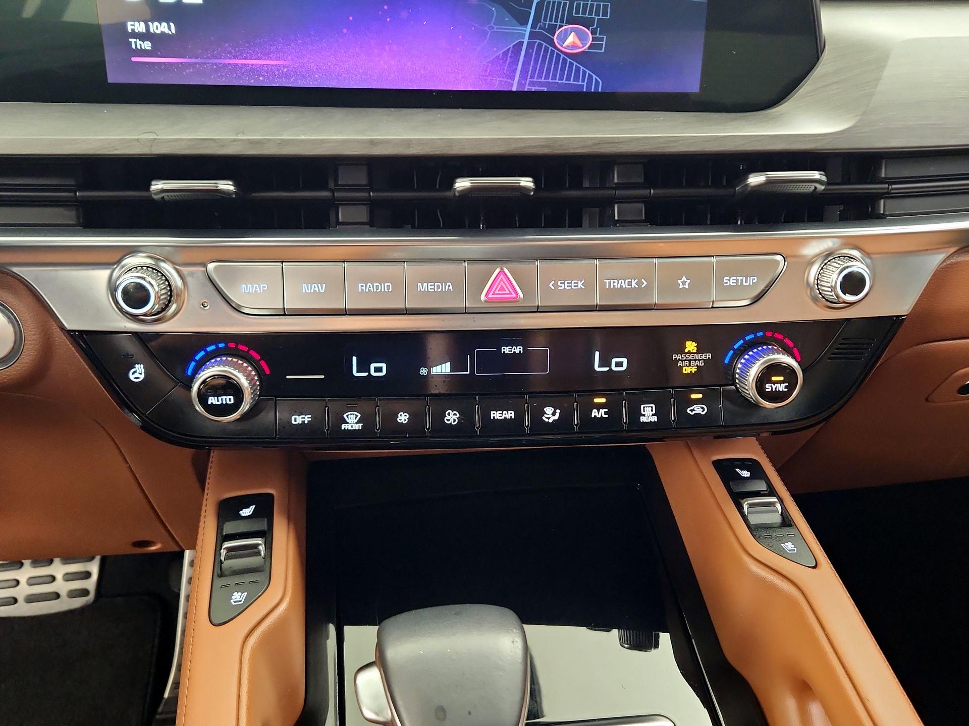 Thumbnail: 2024 Kia Telluride - 17