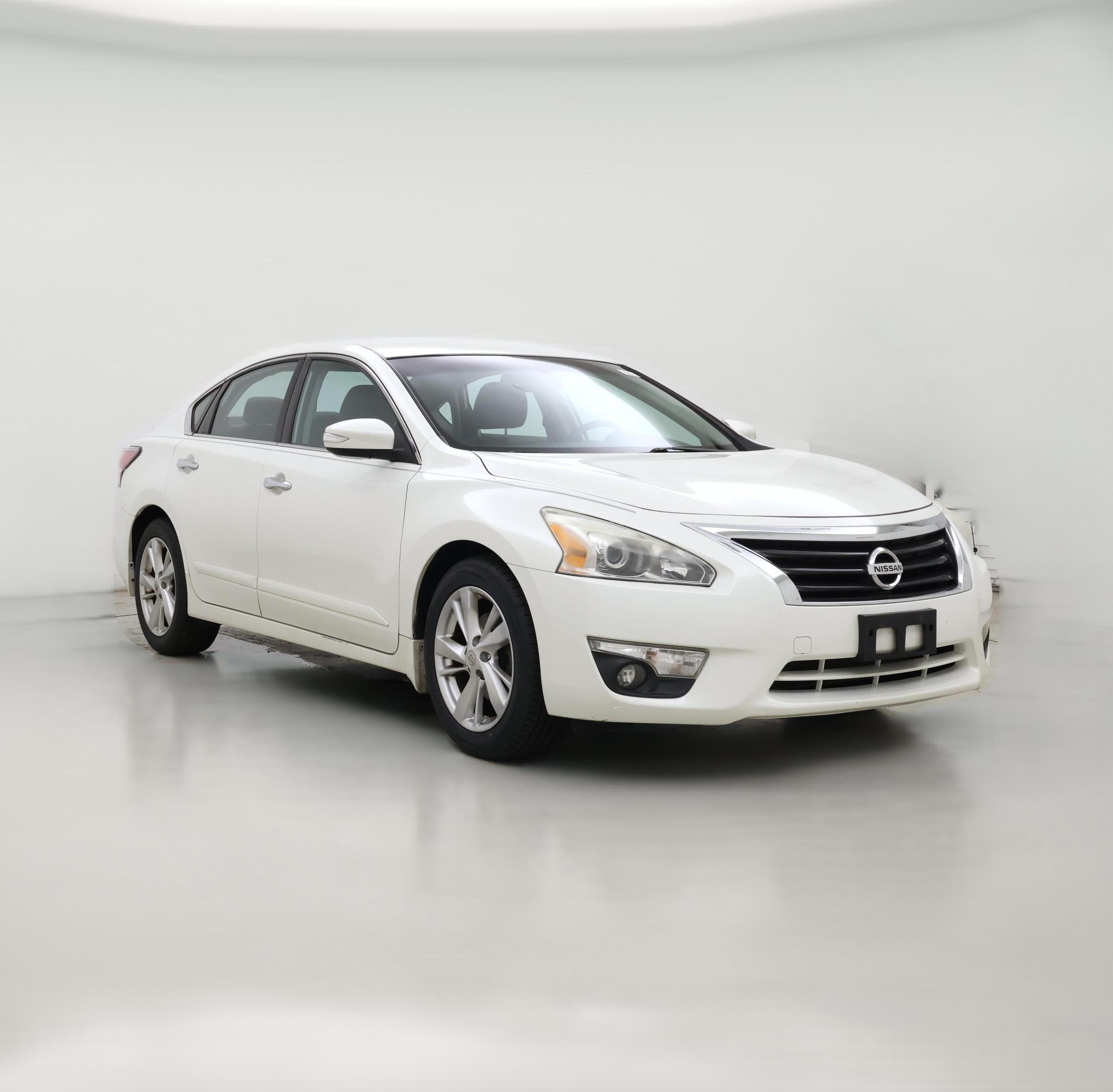 Thumbnail: 2015 Nissan Altima - 1