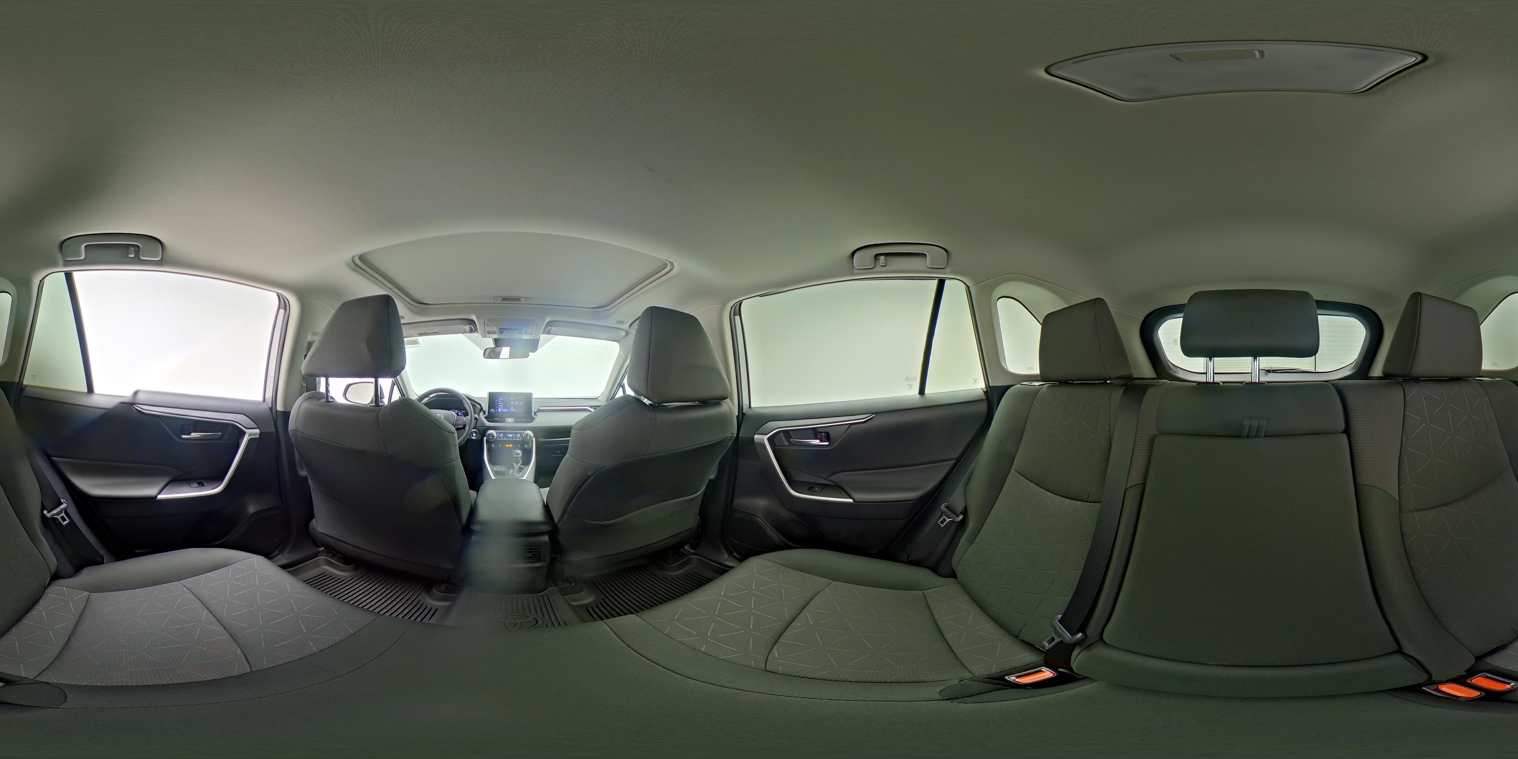 2024 Toyota RAV4 XLE - Photo 25
