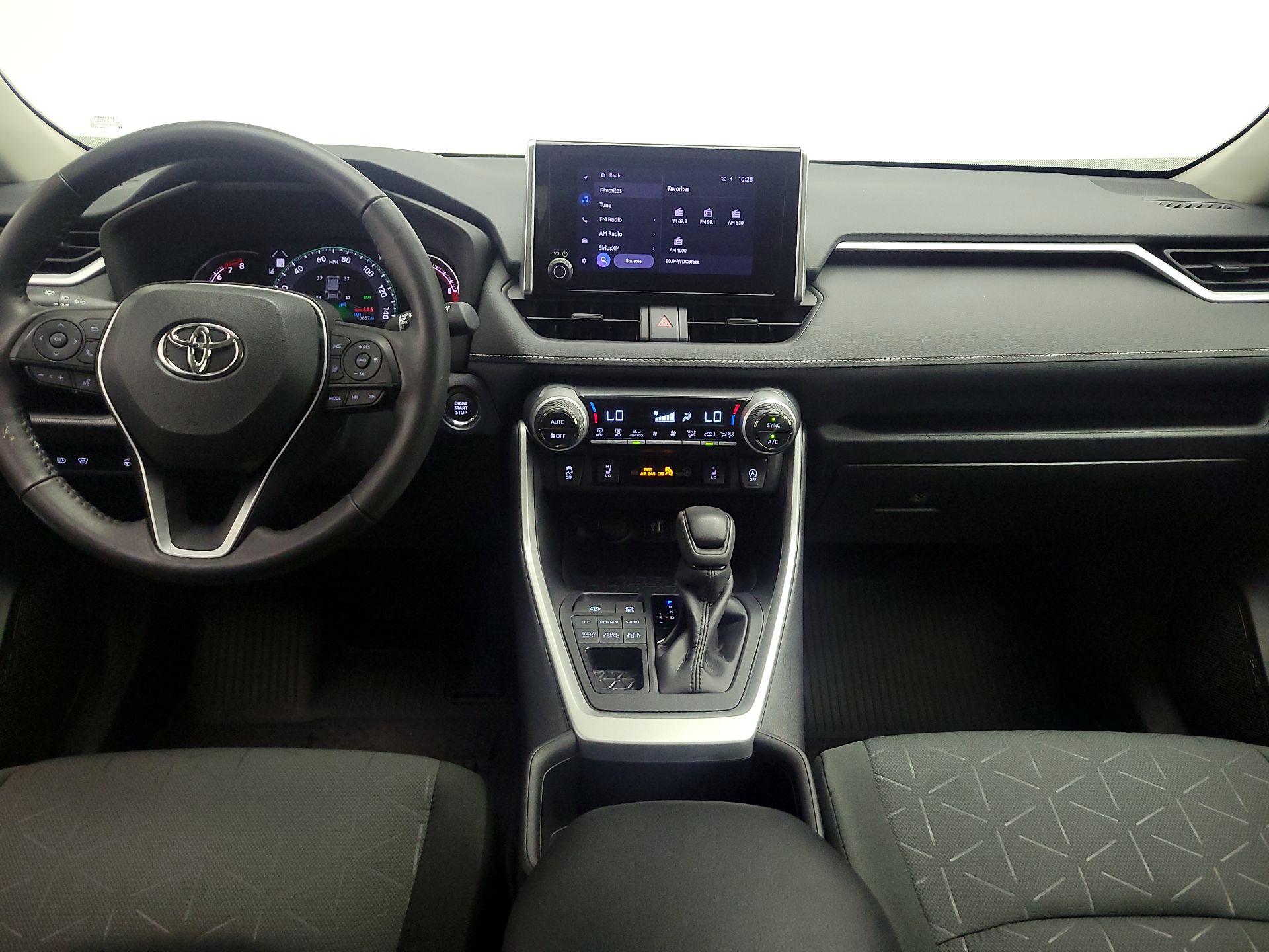 Thumbnail: 2024 Toyota RAV4 - 9