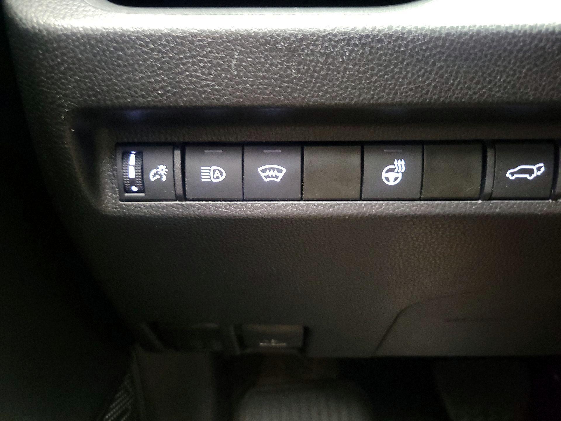 Thumbnail: 2024 Toyota RAV4 - 13