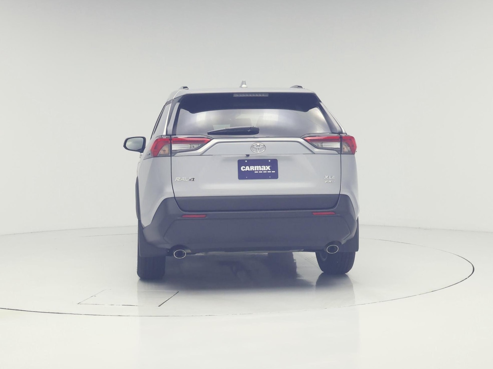 2024 Toyota RAV4 XLE - Photo 7