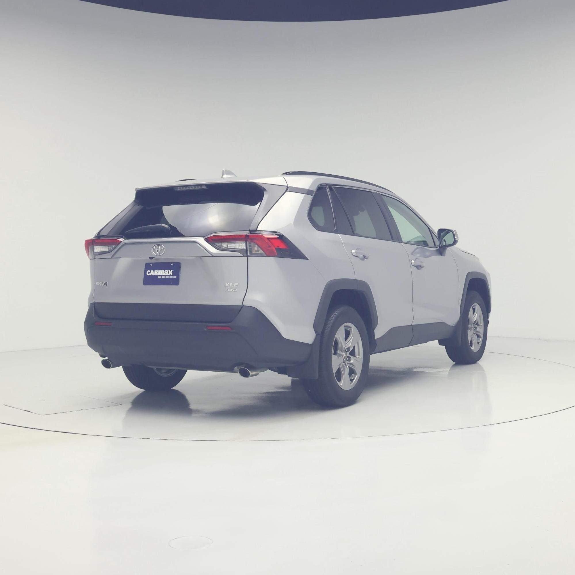 Thumbnail: 2024 Toyota RAV4 - 8