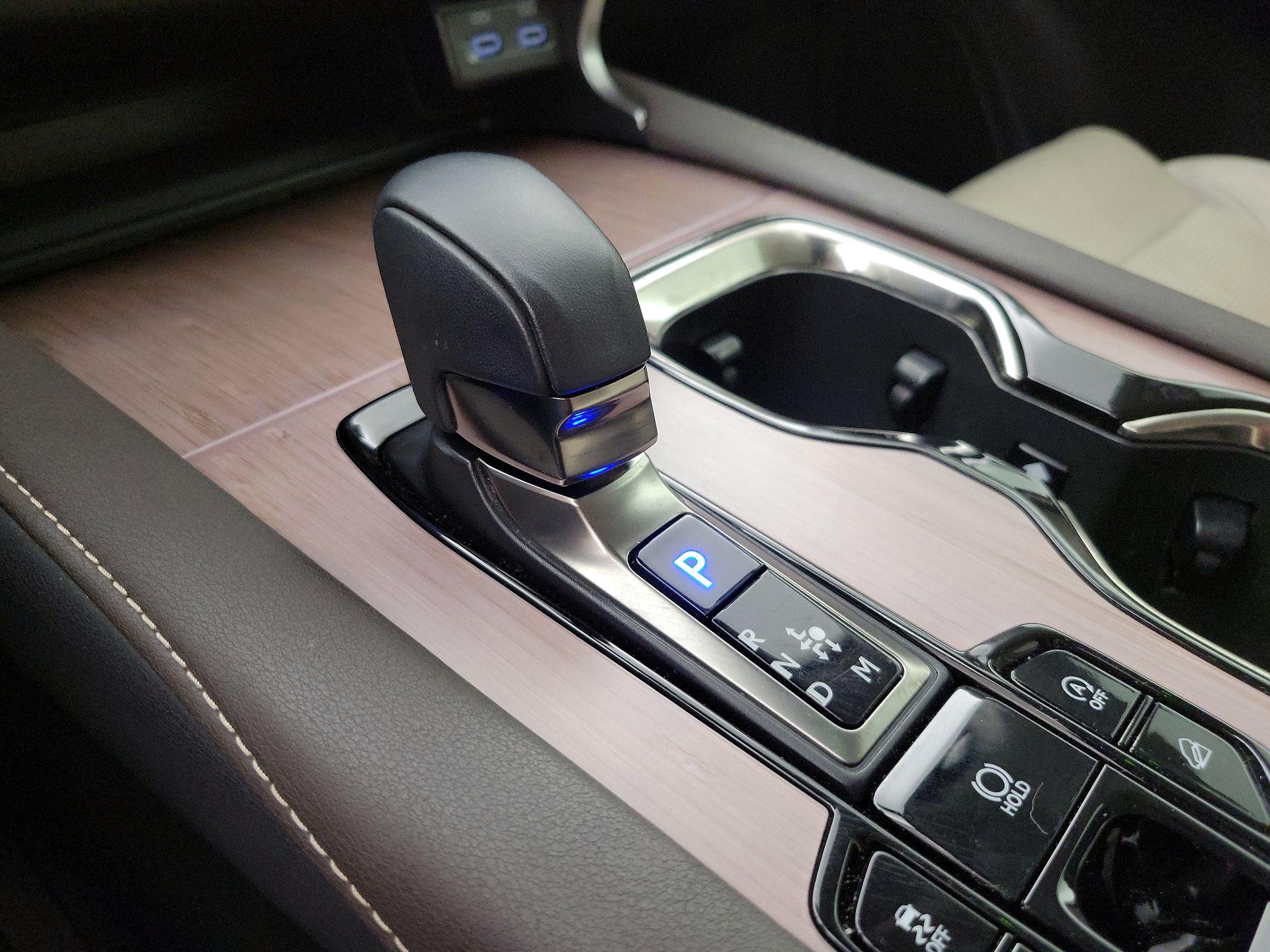Thumbnail: 2024 Lexus RX - 17
