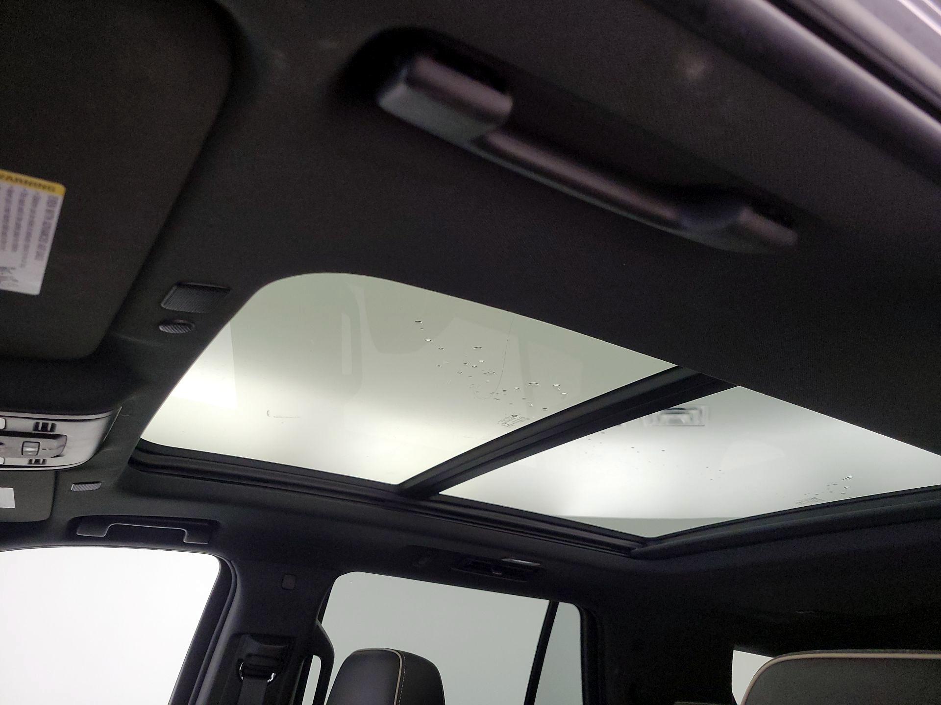 Thumbnail: 2021 Chevrolet Tahoe - 19
