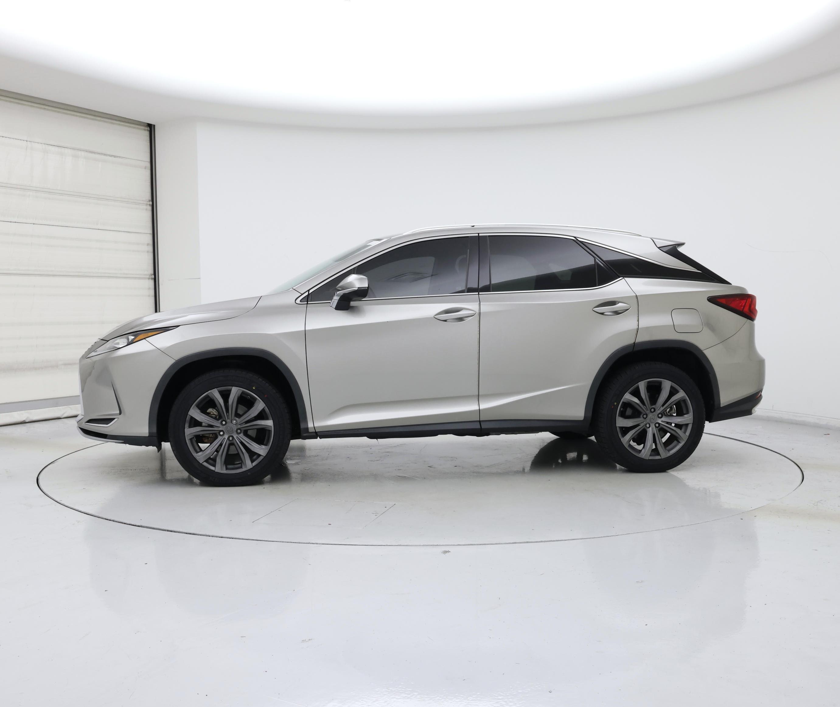 Thumbnail: 2020 Lexus RX - 3