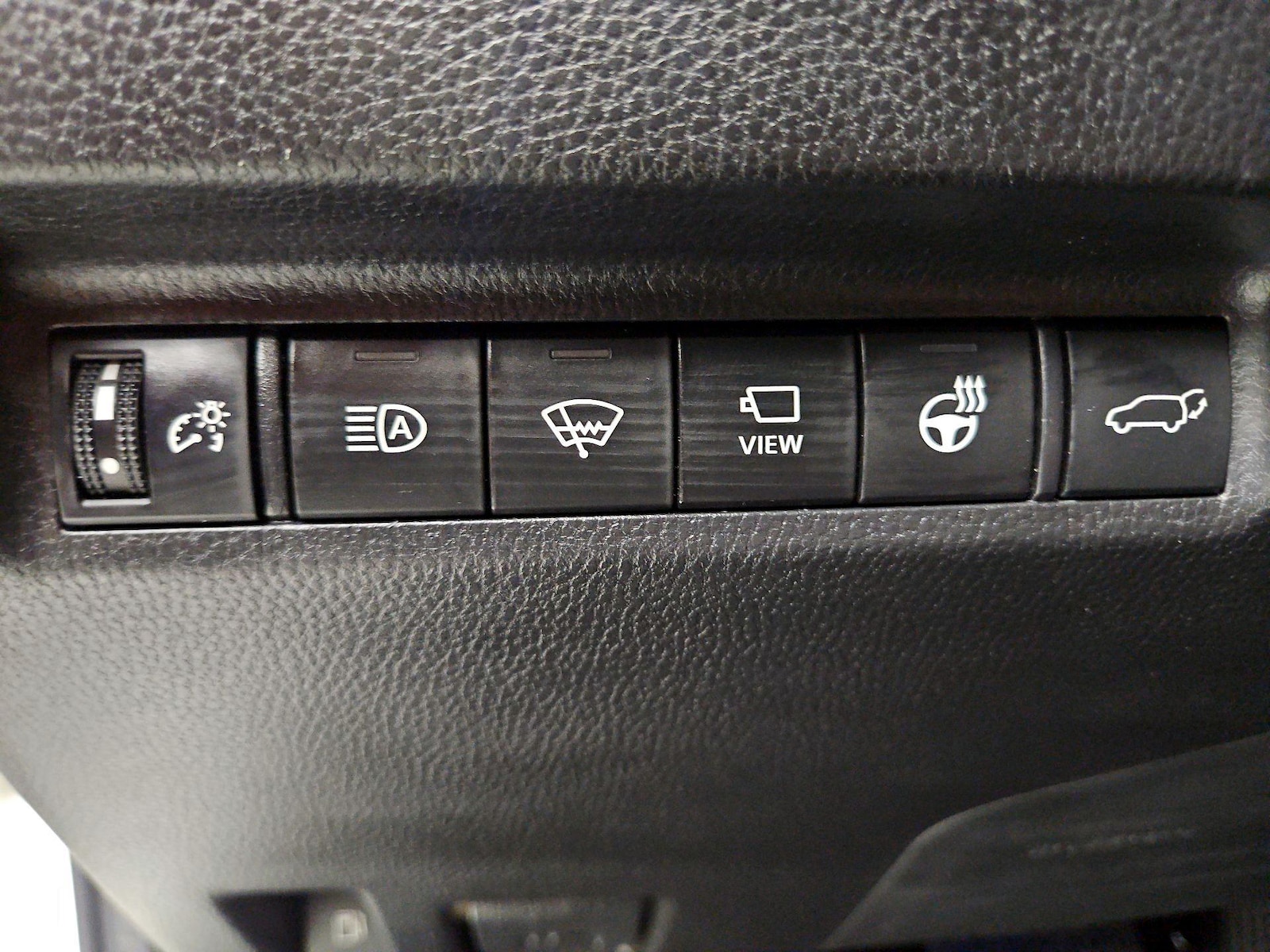 2022 Toyota RAV4 Limited - Photo 14