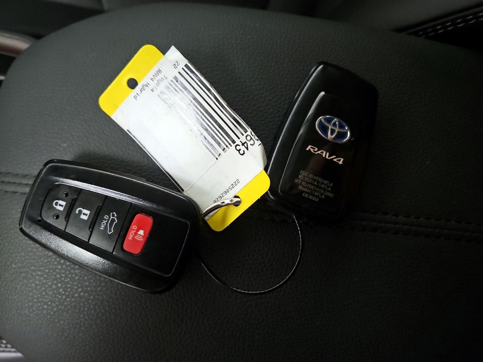 2022 Toyota RAV4 Limited - Photo 24