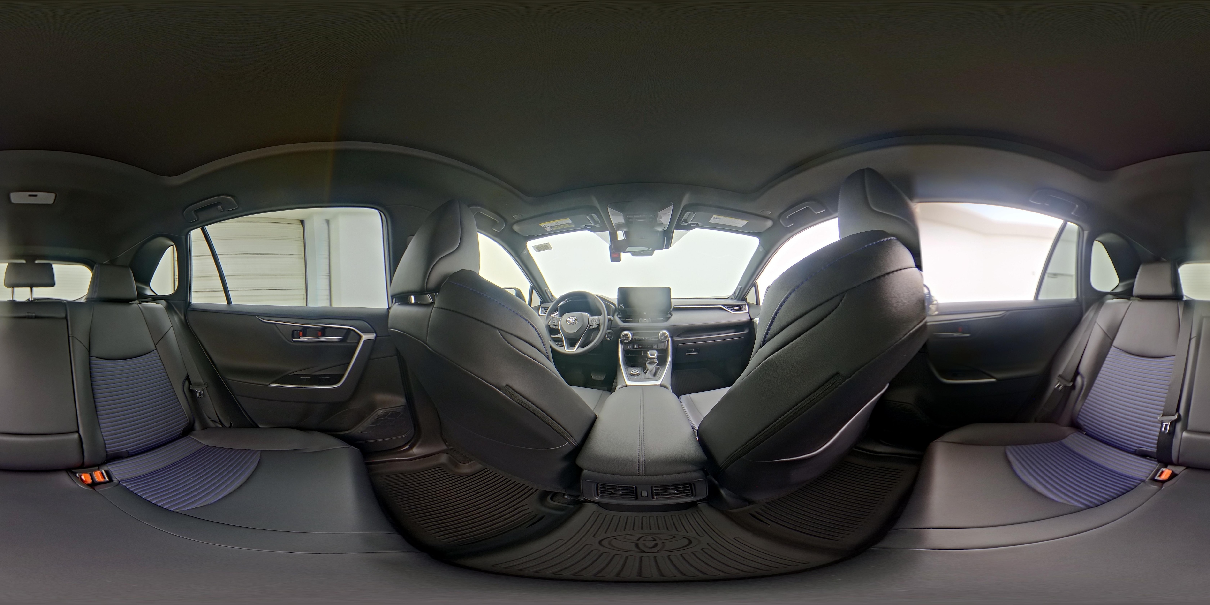 2025 Toyota RAV4 XSE - Photo 26