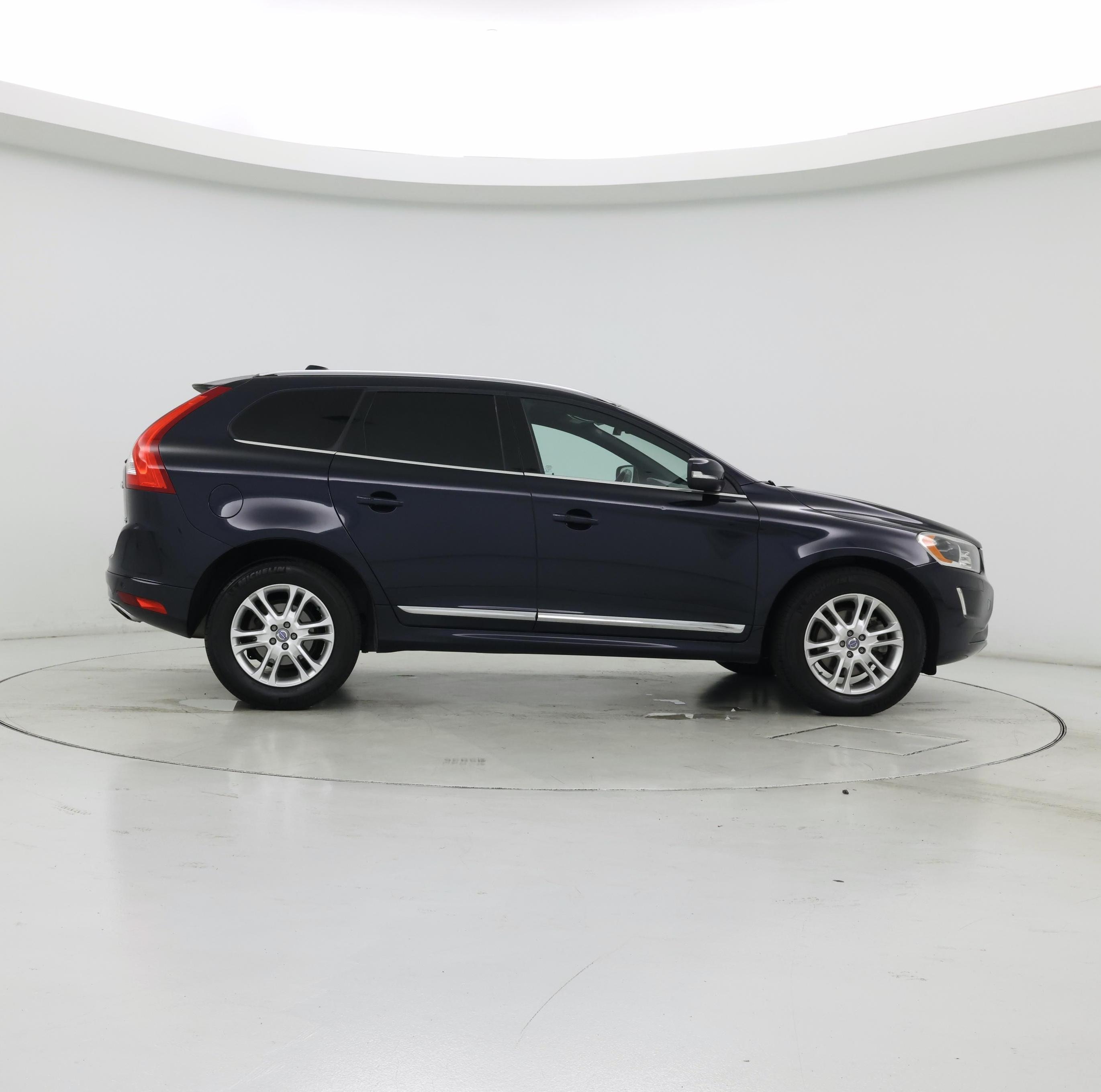 Thumbnail: 2016 Volvo XC60 - 7
