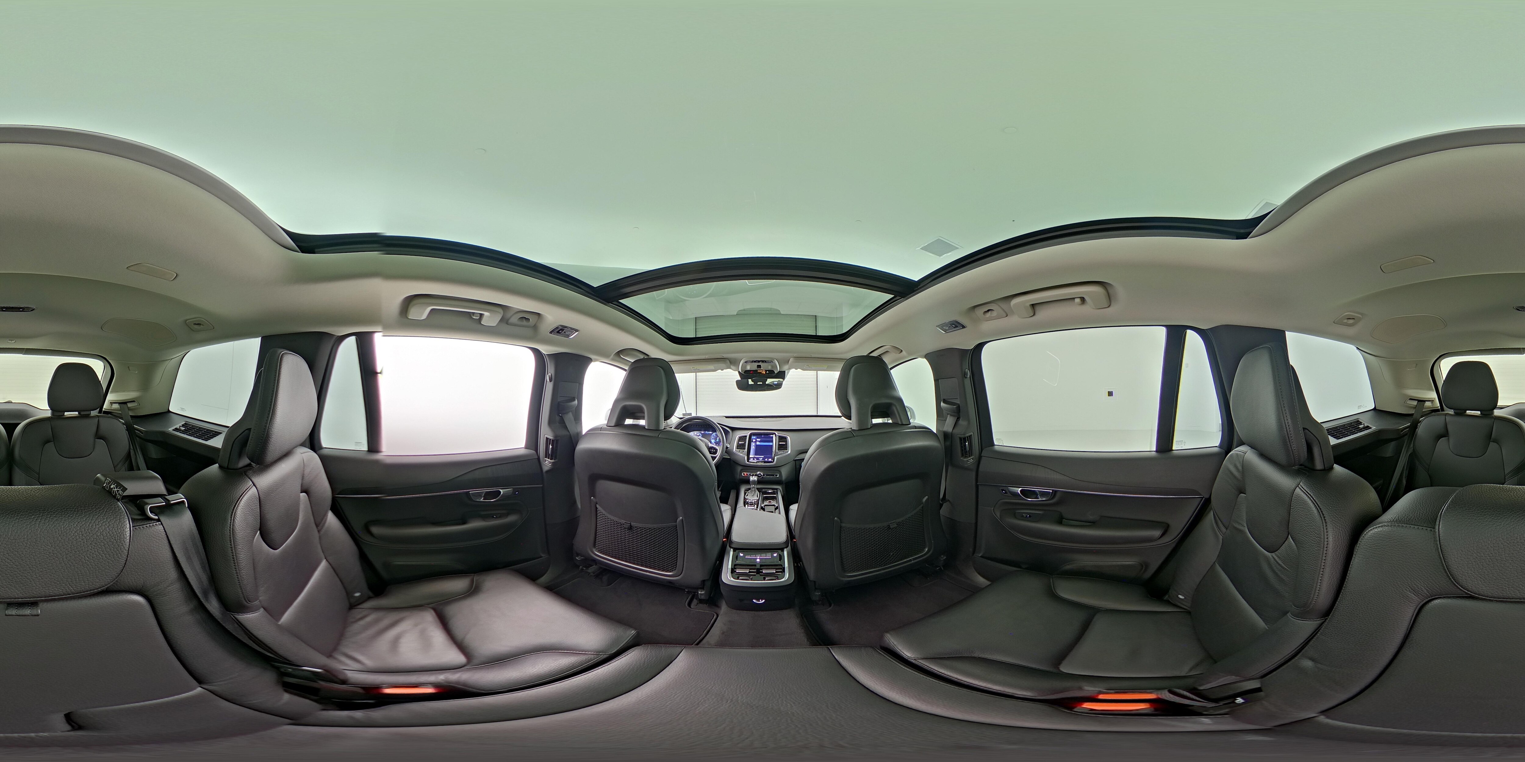 2020 Volvo XC90 Momentum - Photo 31