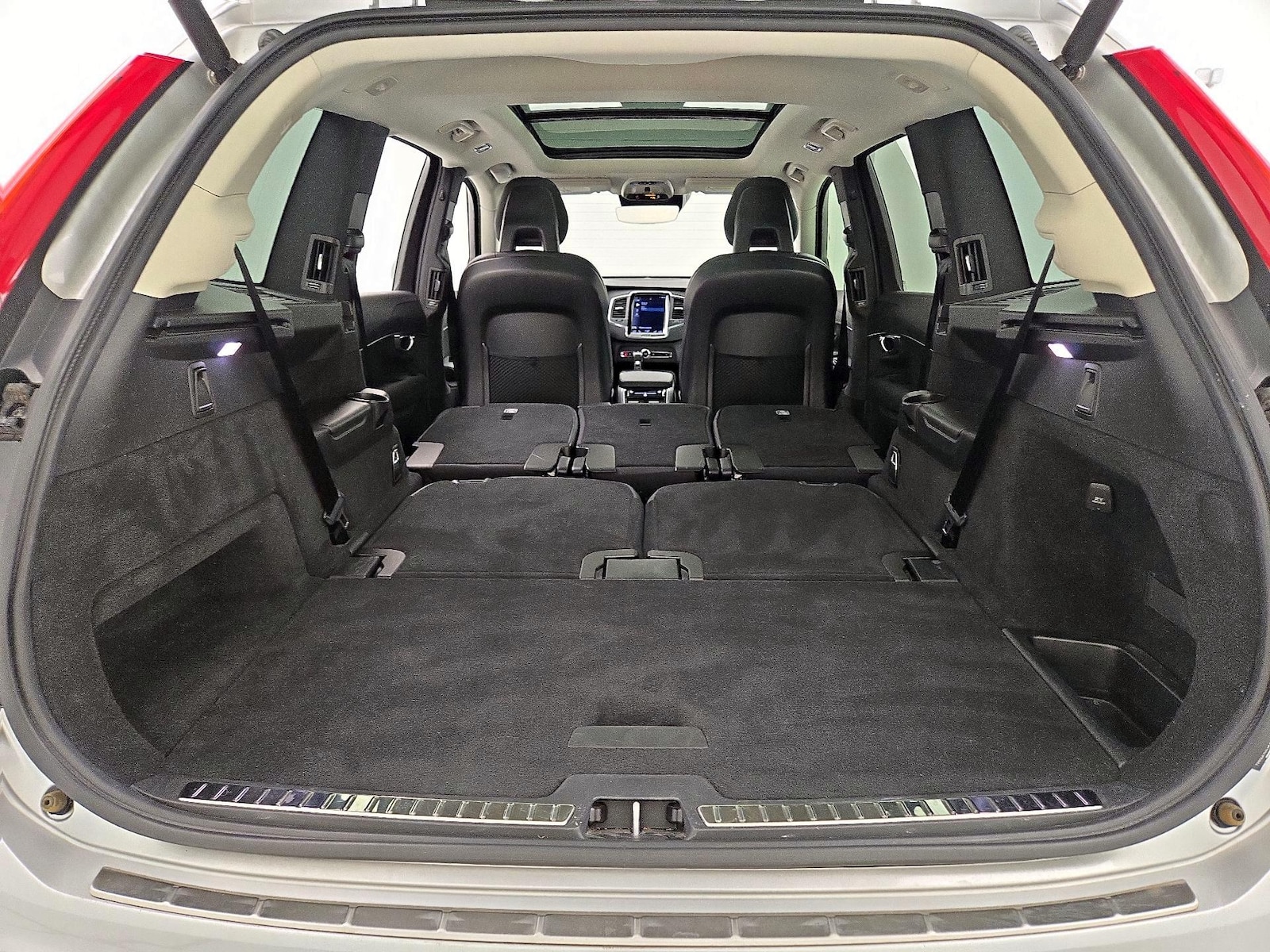2020 Volvo XC90 Momentum - Photo 25
