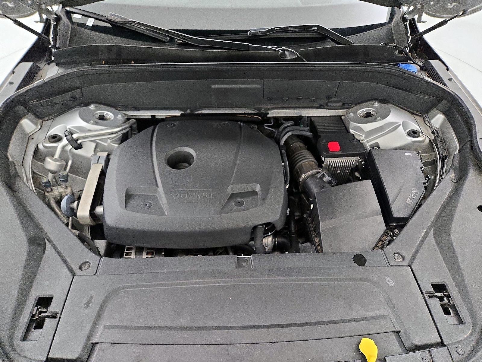 2020 Volvo XC90 Momentum - Photo 26