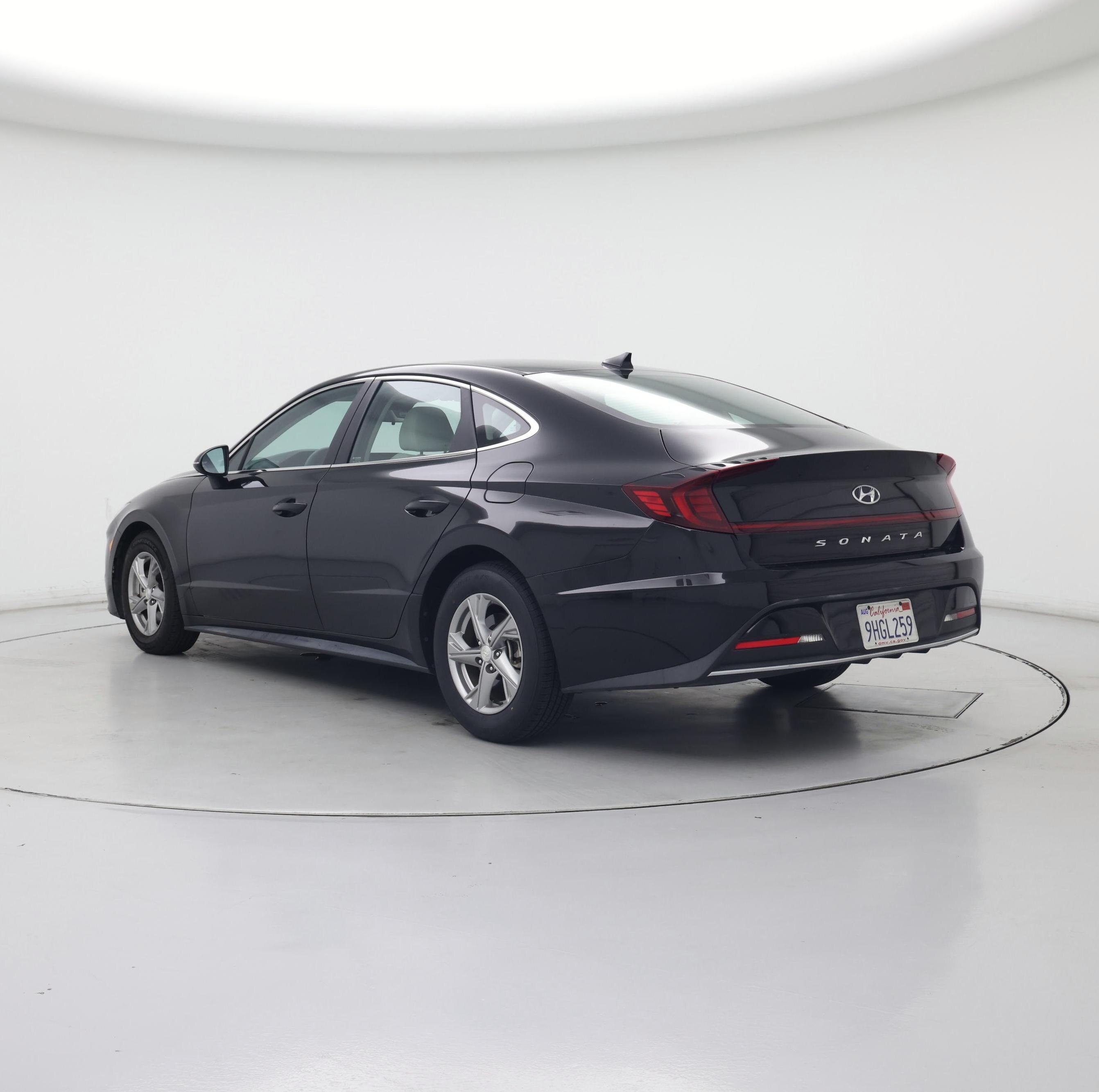 Thumbnail: 2023 Hyundai Sonata - 2