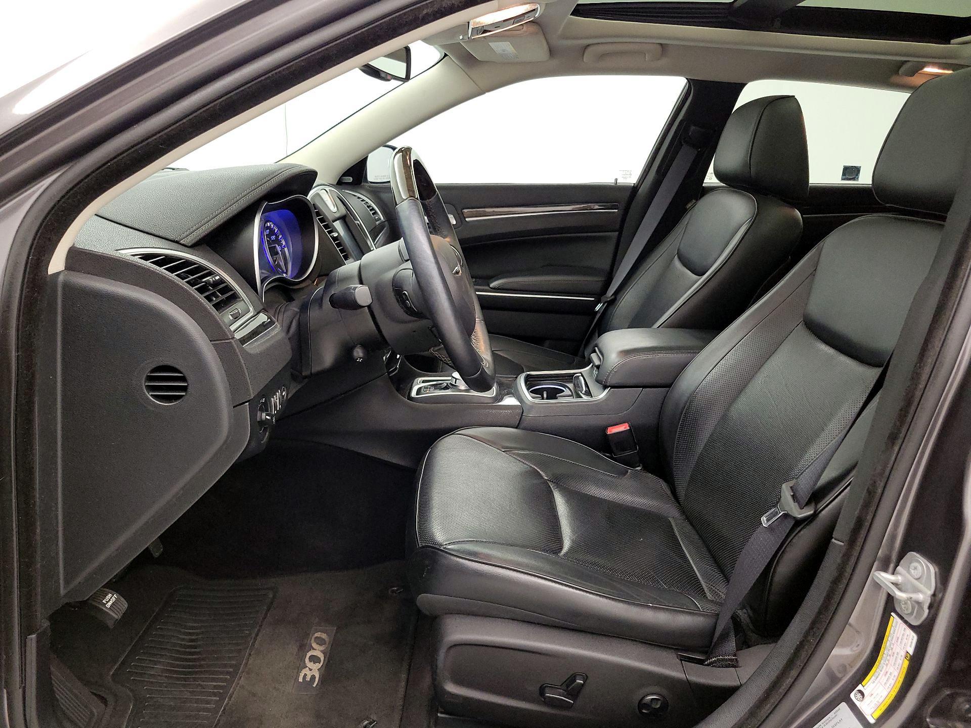 Thumbnail: 2016 Chrysler 300 - 11