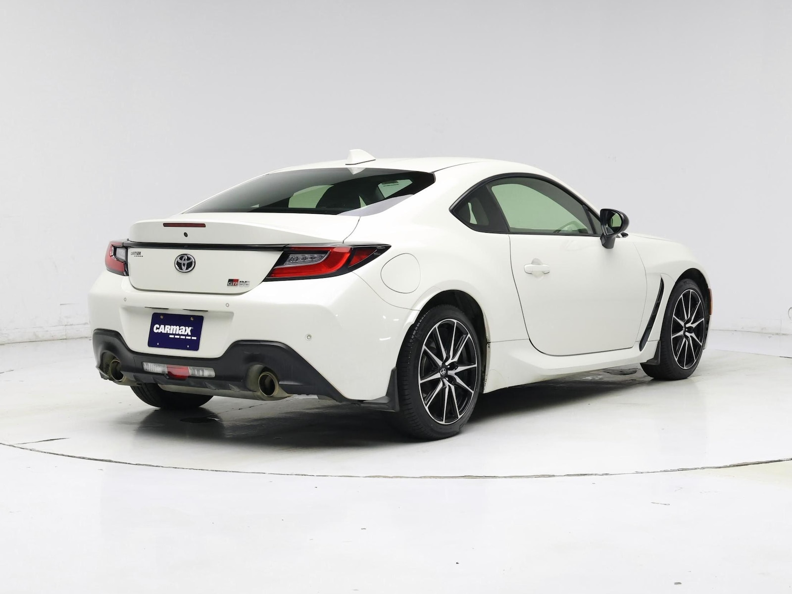 2023 Toyota GR86 Base - Photo 9