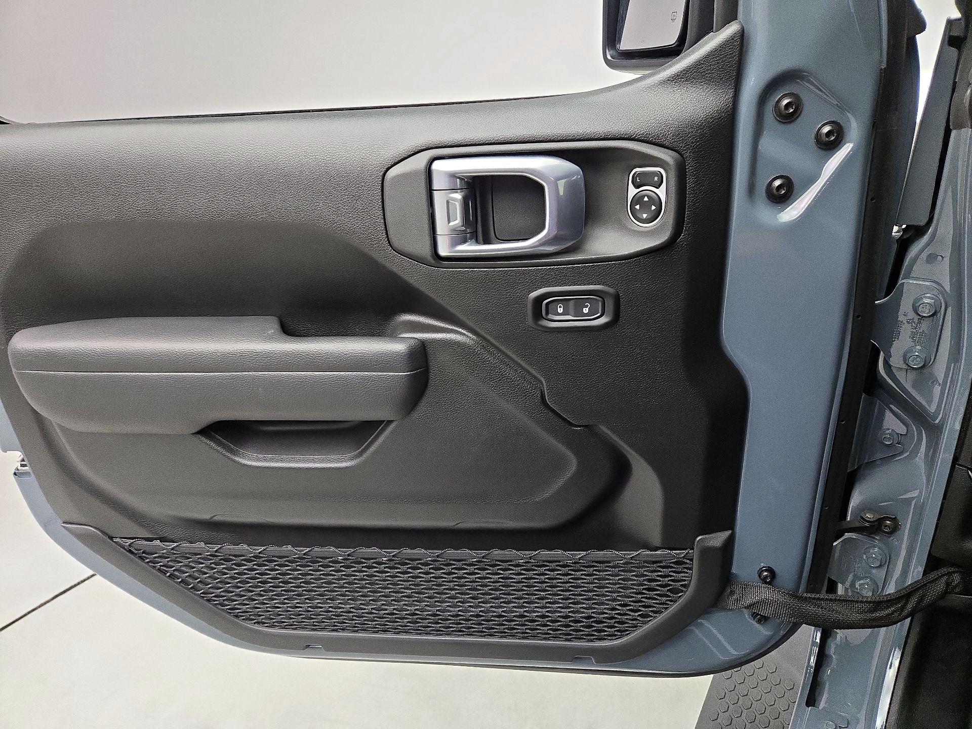 Thumbnail: 2024 Jeep Wrangler - 12