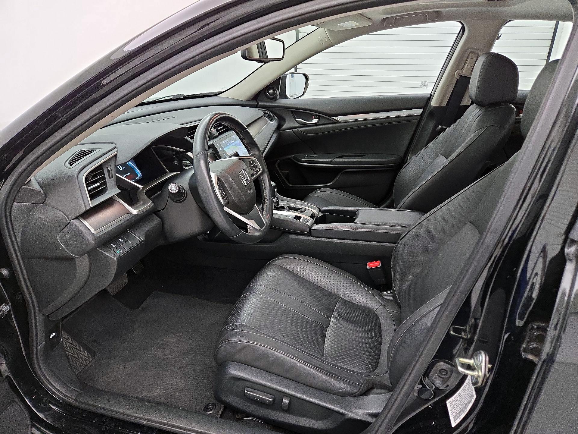Thumbnail: 2017 Honda Civic - 11