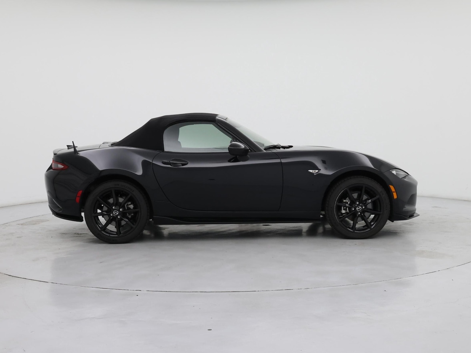 2021 Mazda MX-5 Miata Club - Photo 8