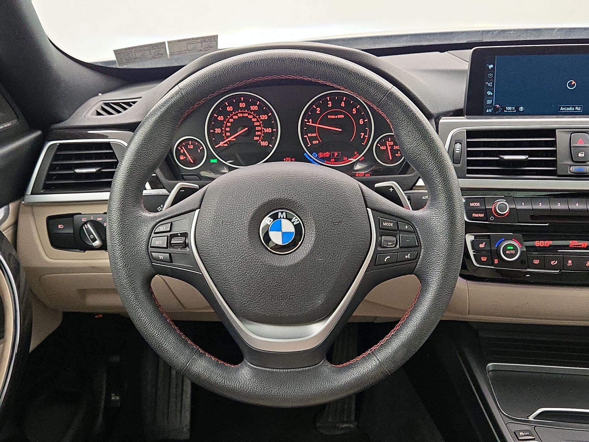 Thumbnail: 2017 BMW 3 Series - 10