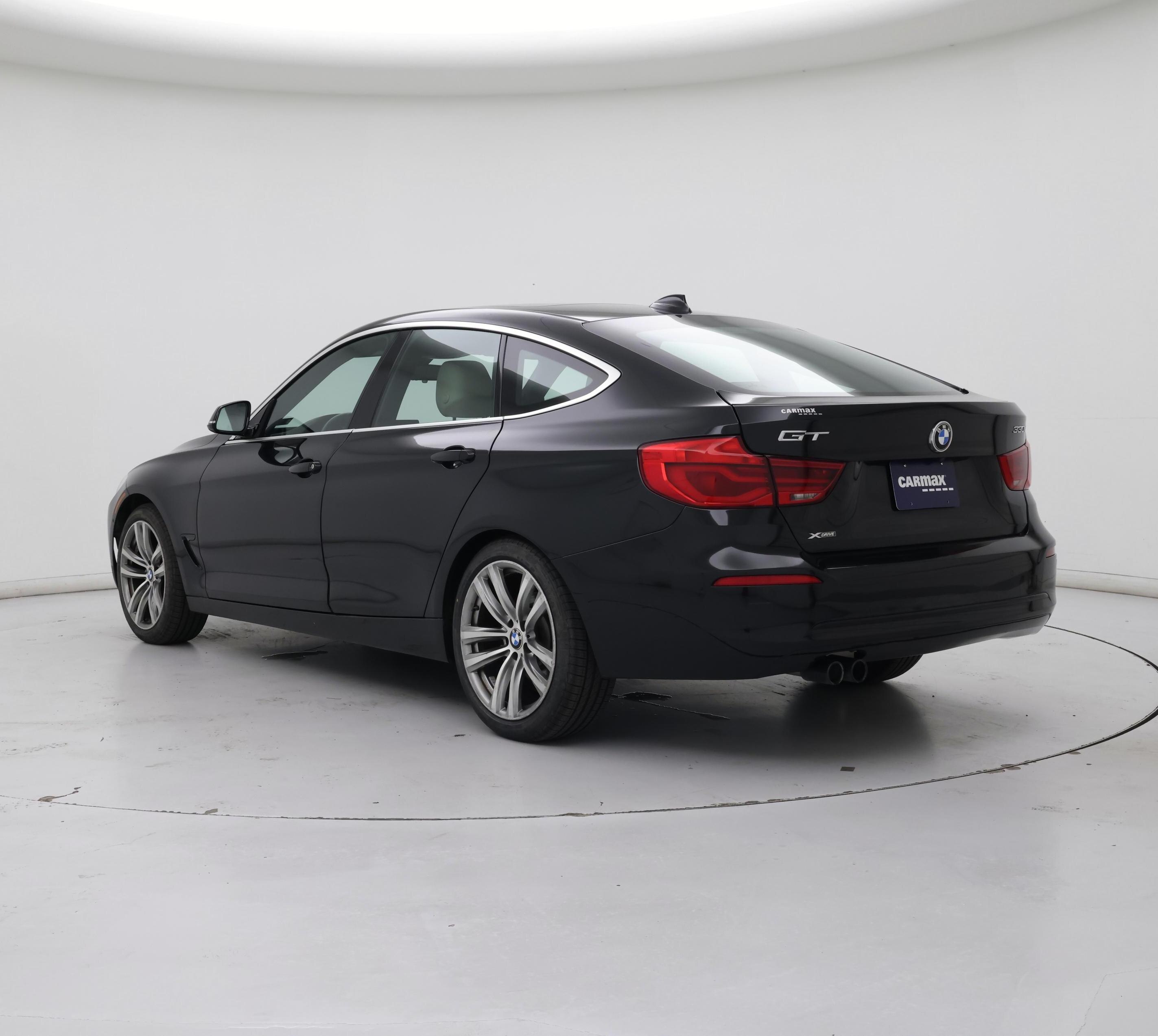 Thumbnail: 2017 BMW 3 Series - 2