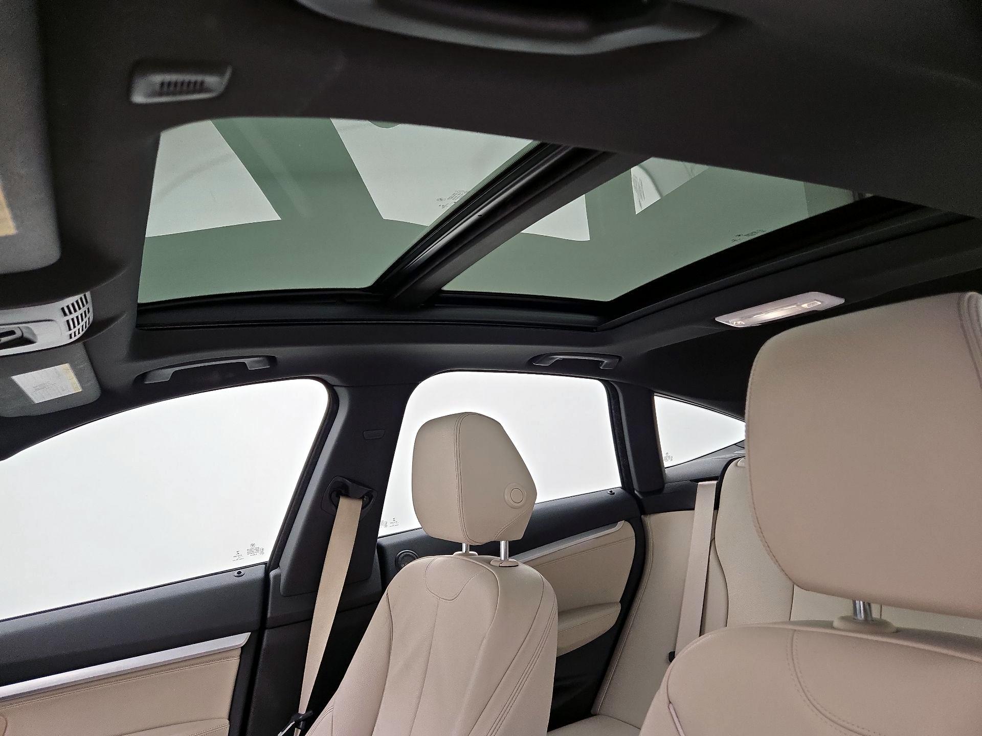 Thumbnail: 2017 BMW 3 Series - 20