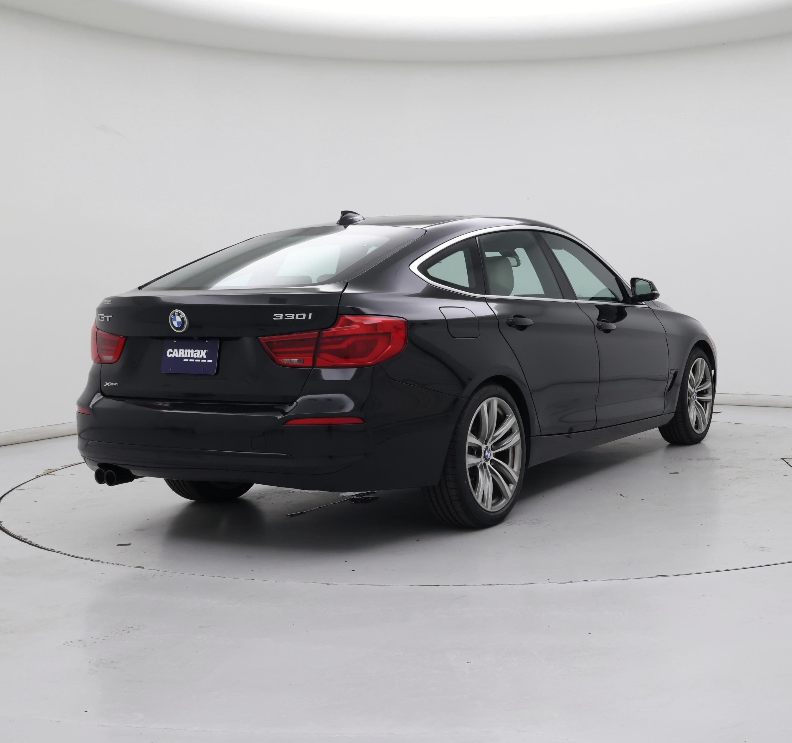 Thumbnail: 2017 BMW 3 Series - 8