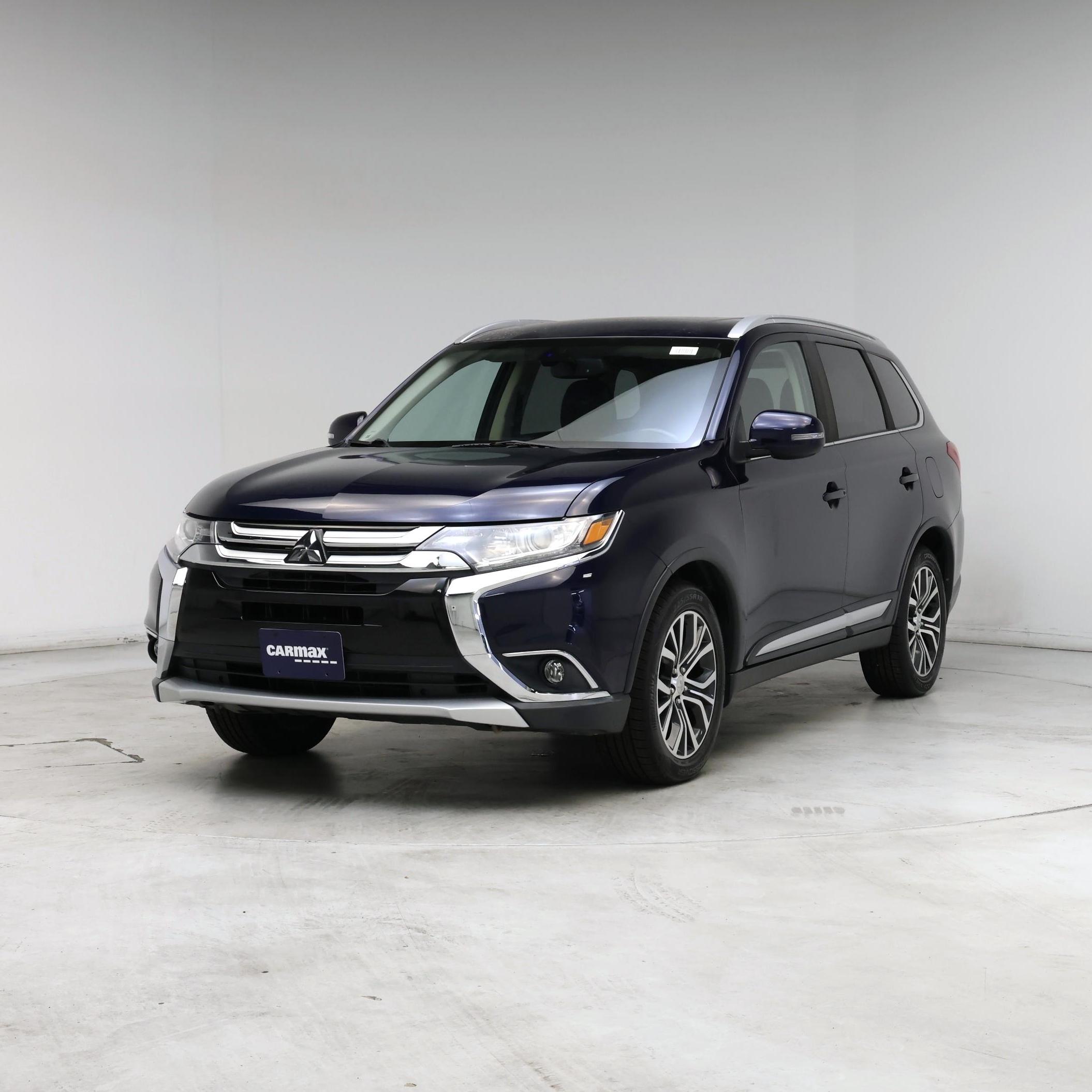 Thumbnail: 2017 Mitsubishi Outlander - 4