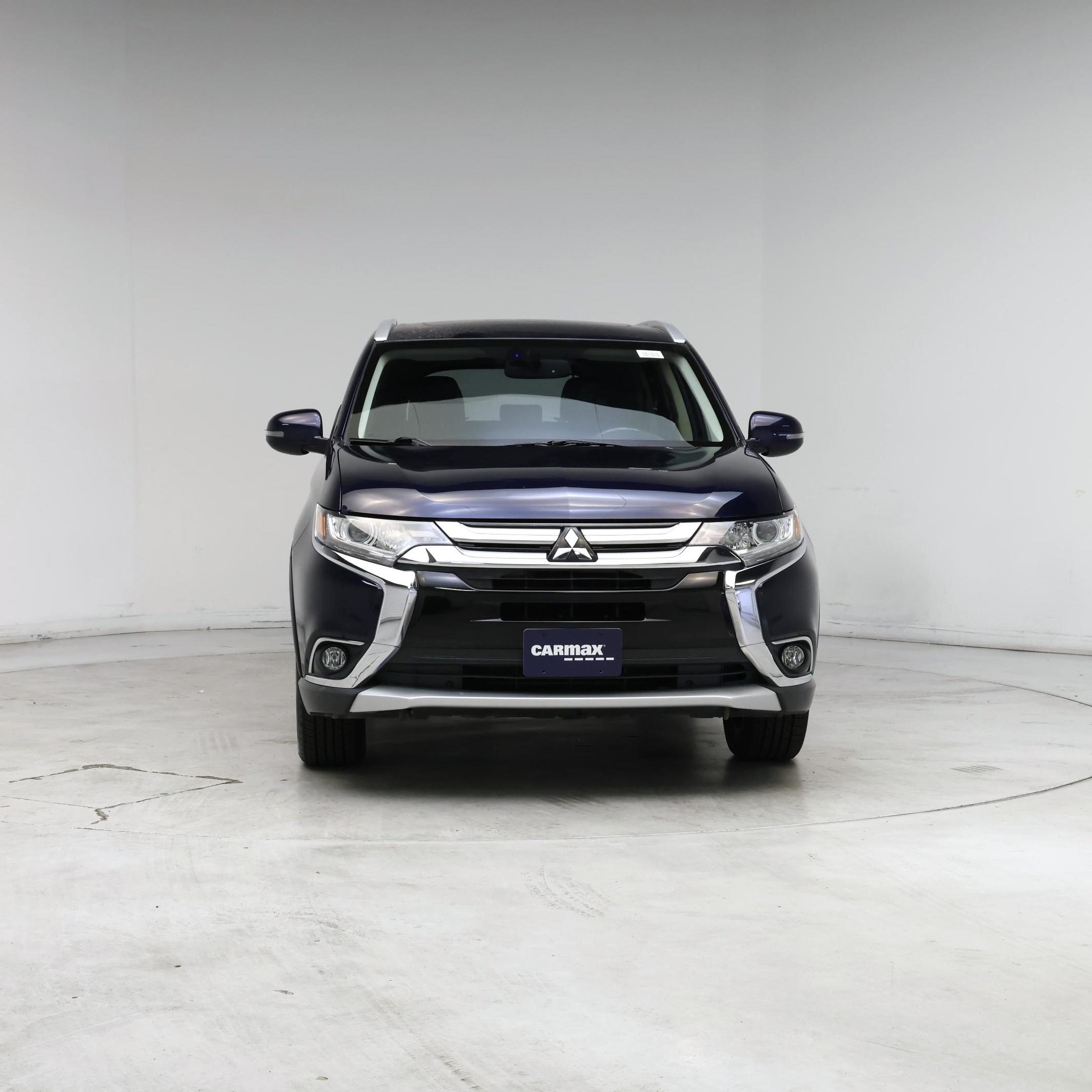 Thumbnail: 2017 Mitsubishi Outlander - 5
