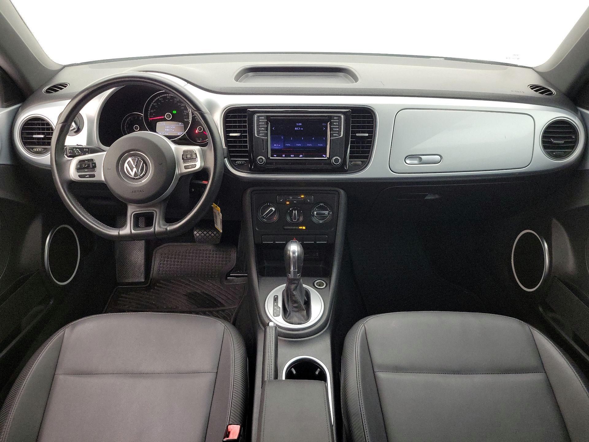 Thumbnail: 2016 Volkswagen Beetle - 9
