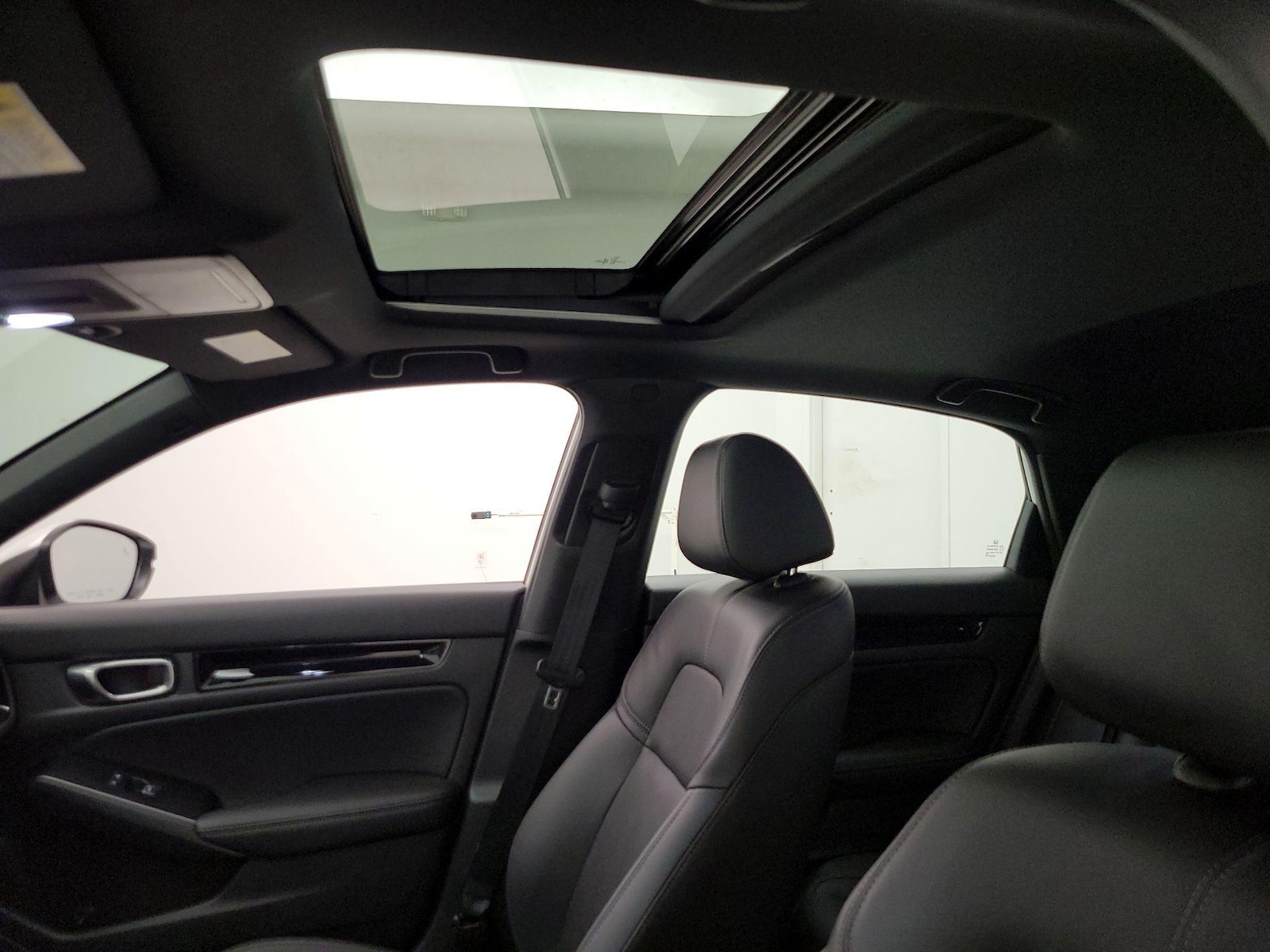 2024 Honda Civic Hatchback Sport Touring - Photo 21