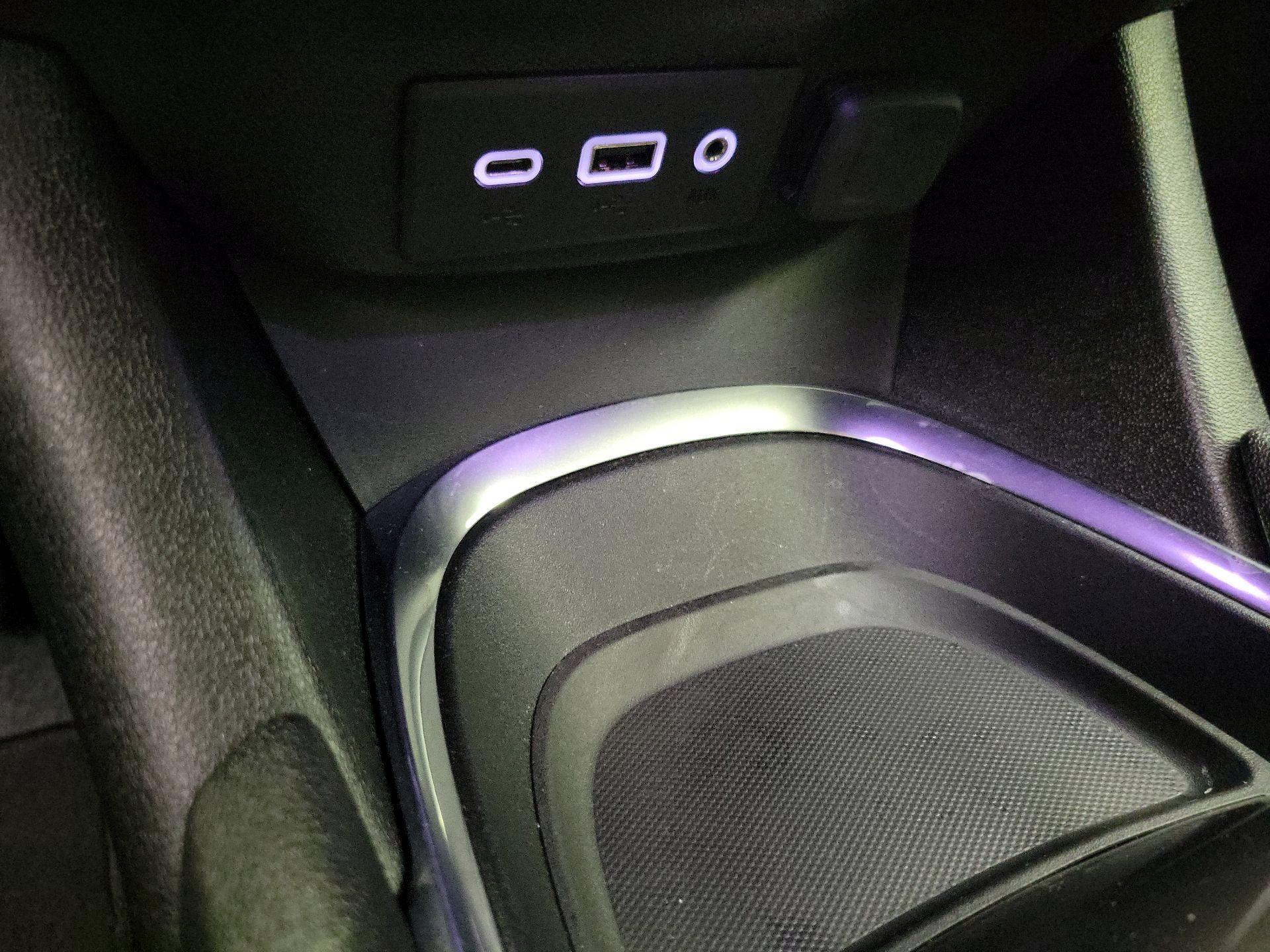 Thumbnail: 2019 Chevrolet Malibu - 19