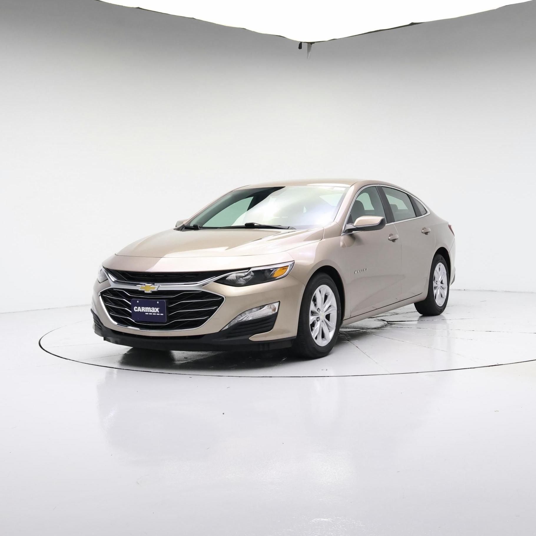 Thumbnail: 2019 Chevrolet Malibu - 4