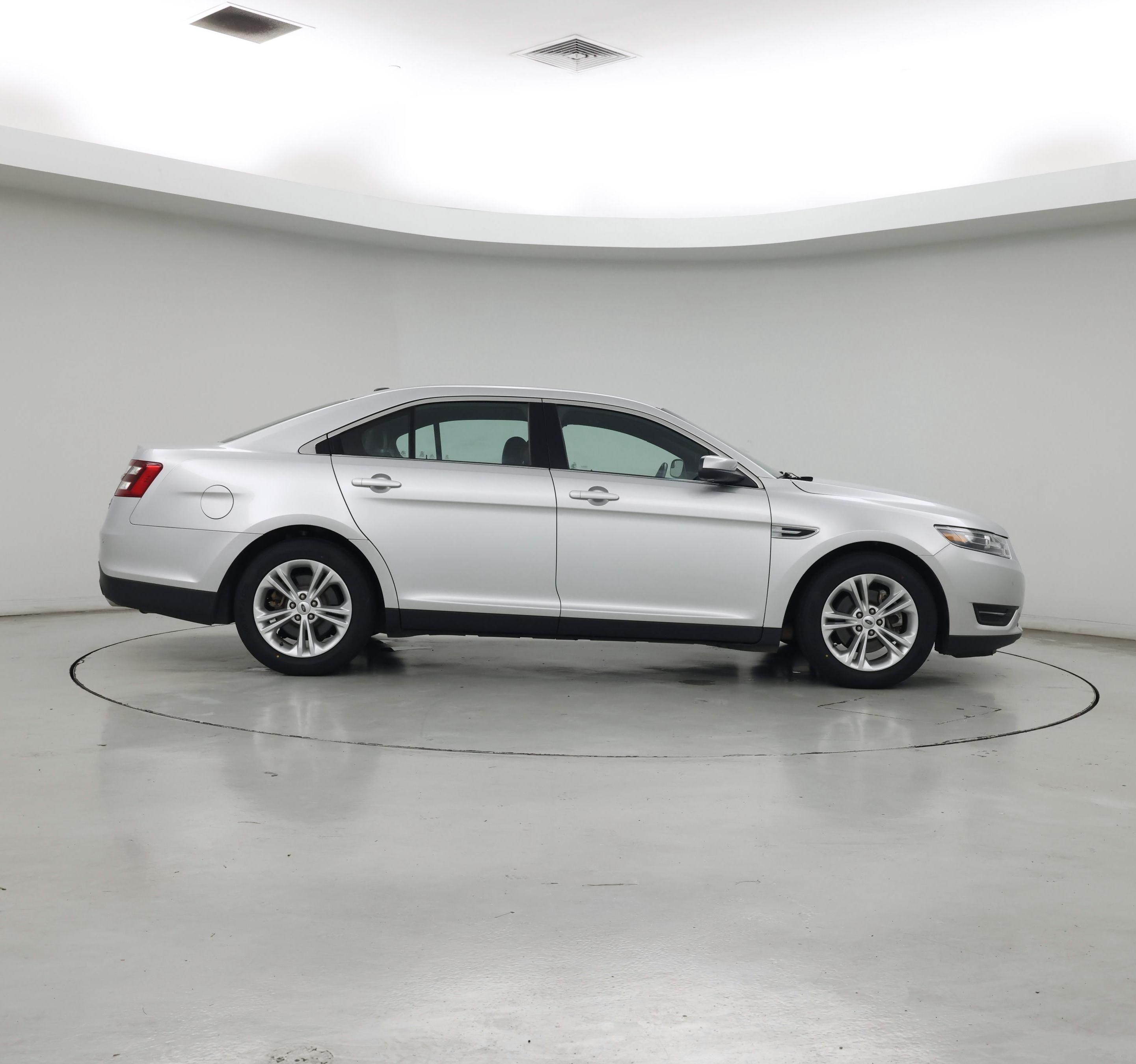 Thumbnail: 2016 Ford Taurus - 7