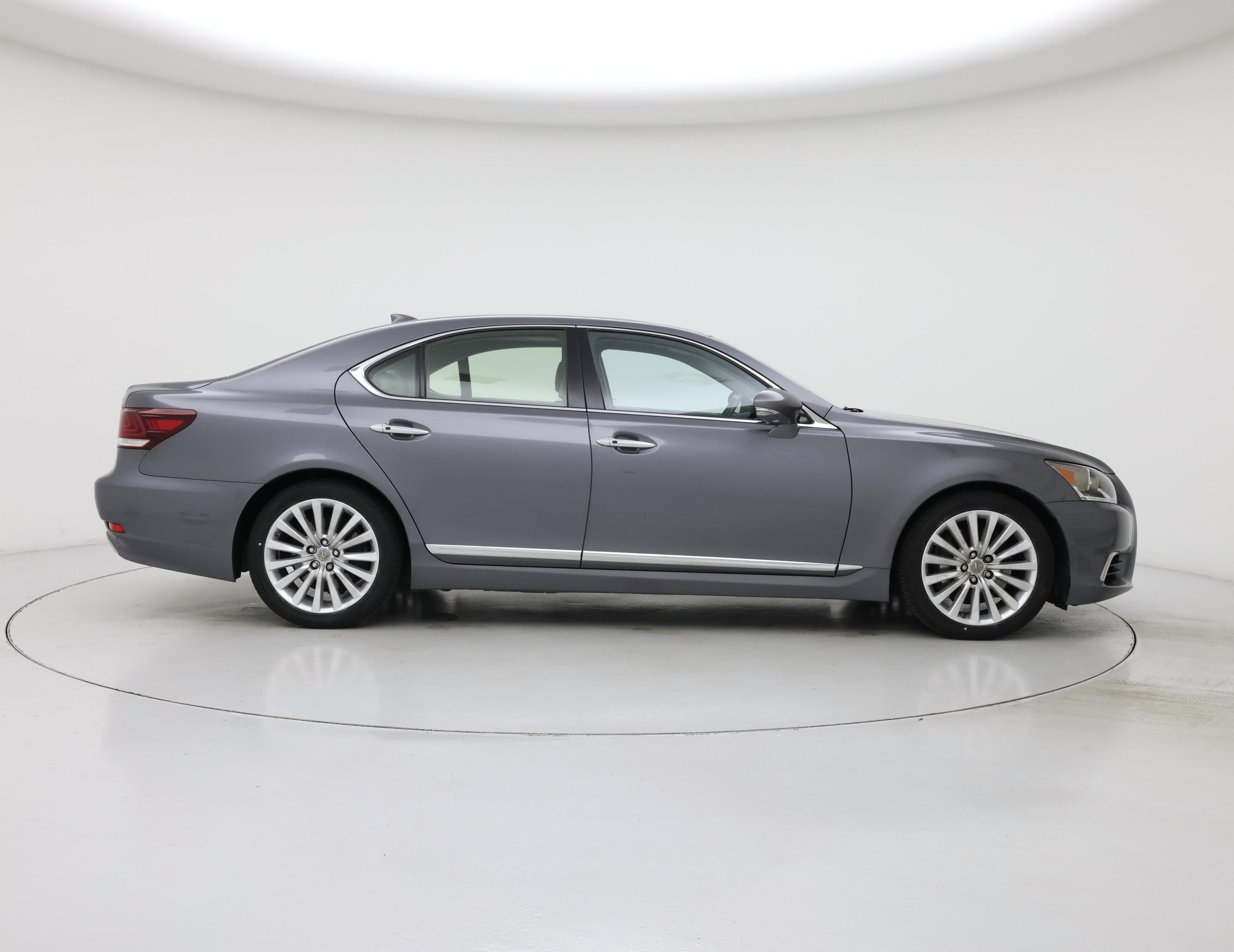 Thumbnail: 2017 Lexus LS - 7