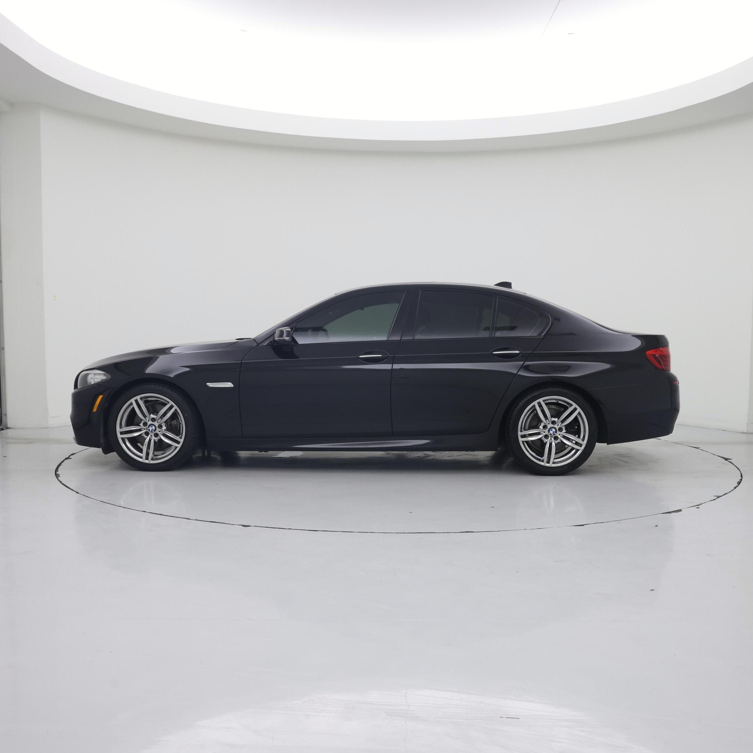 Thumbnail: 2016 BMW 5 Series - 3